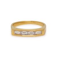 YELLOW GOLD AND DIAMOND RING