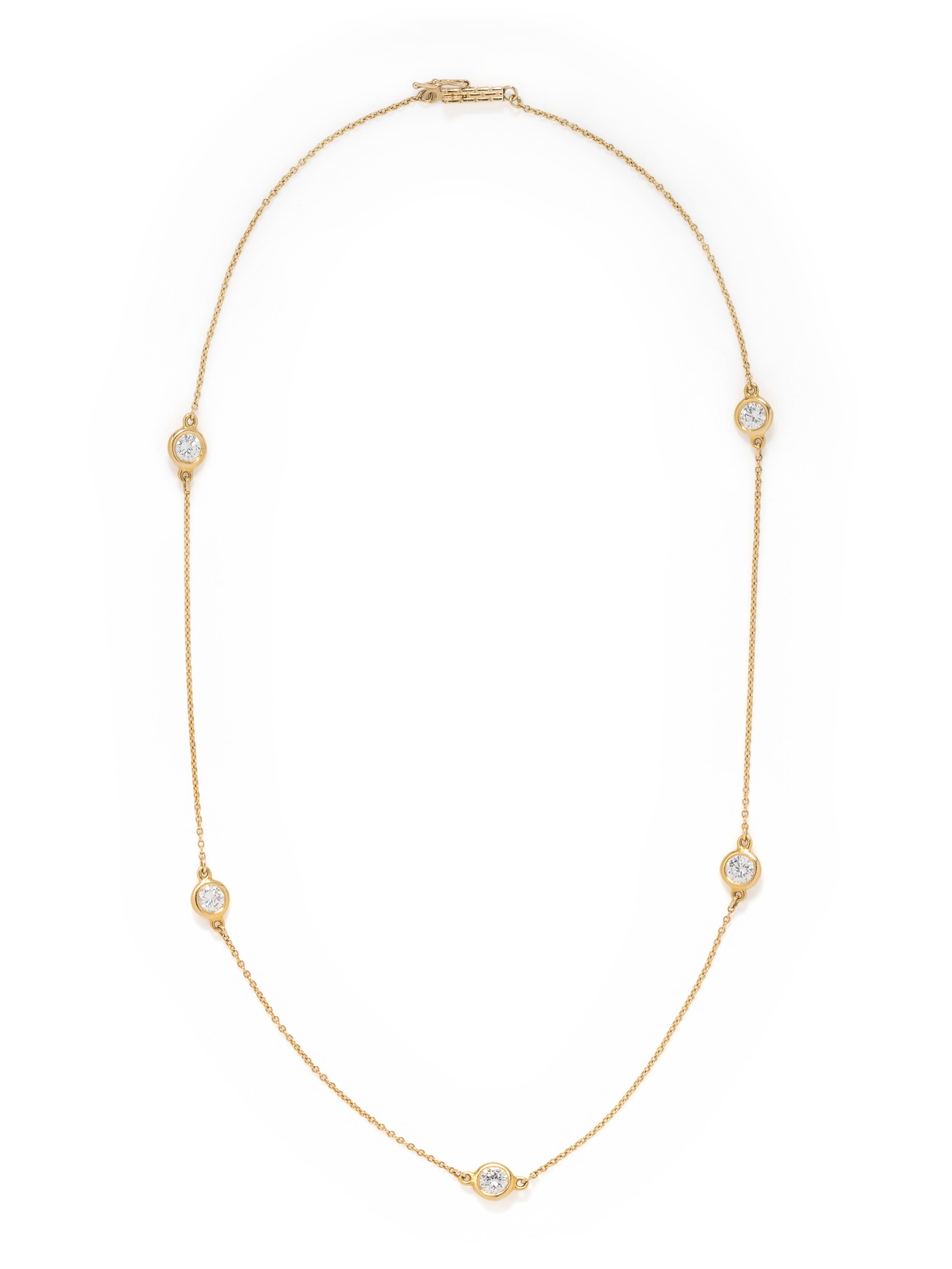 YELLOW GOLD AND DIAMOND NECKLACE