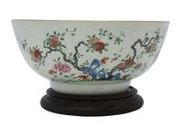 A Chinese Export Porcelain Bowl
