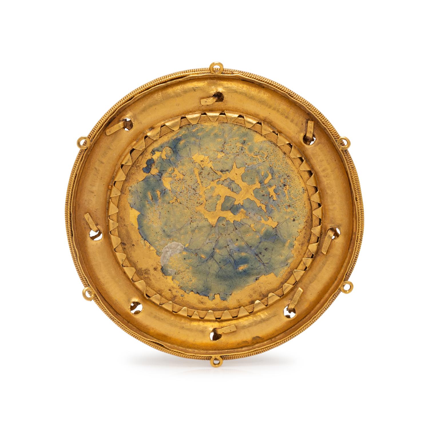 RENAISSANCE, YELLOW GOLD AND POLYCHROME ENAMELED OBJECT