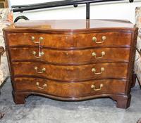 A Mahogany Chest of Drawers Height 32 1/2 x width 48 x depth 19 1/2 inches. — BAKER FURNITURE, 20TH CENTURY