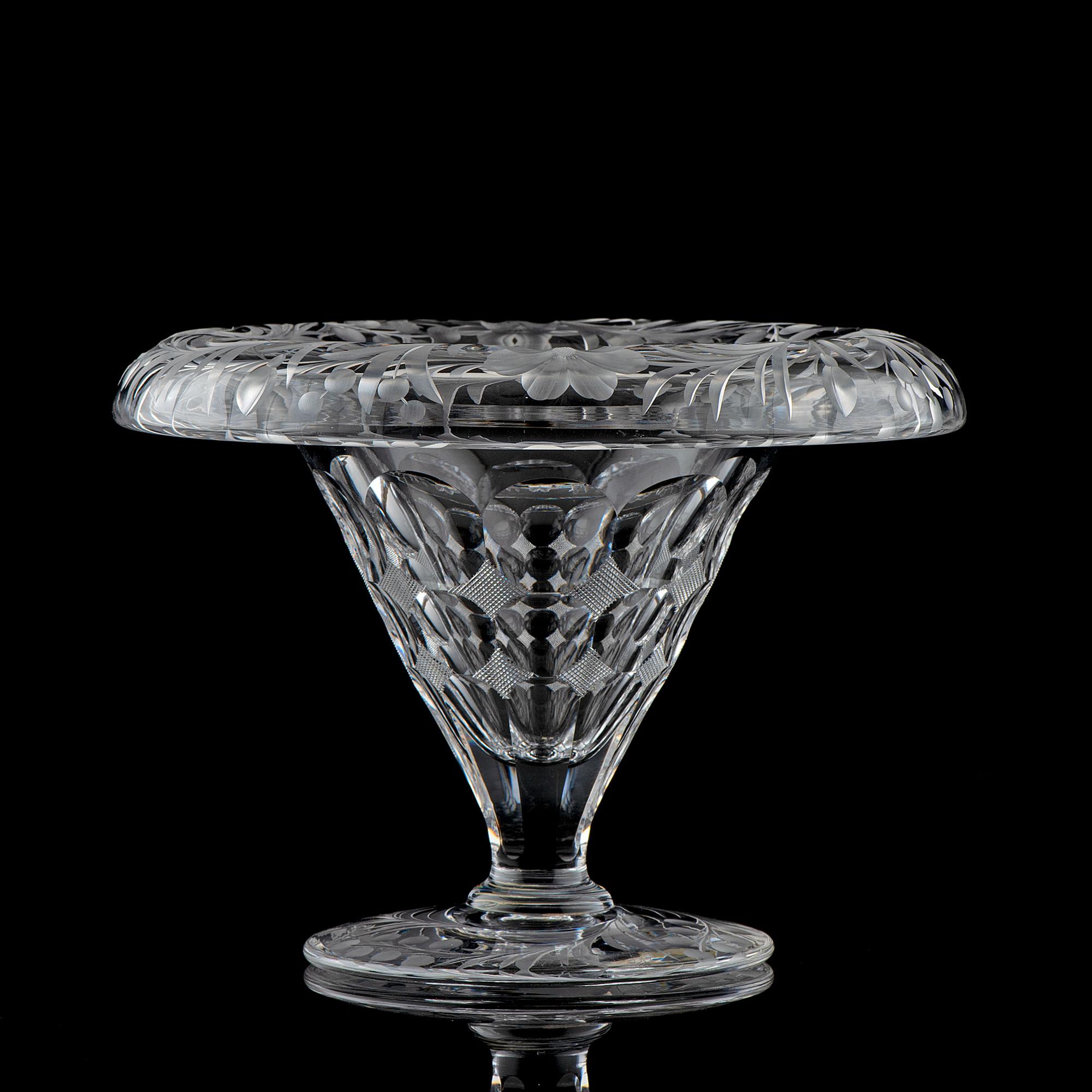 A Tuthill Intaglio-Cut Glass "Bishop's Hat" Bowl