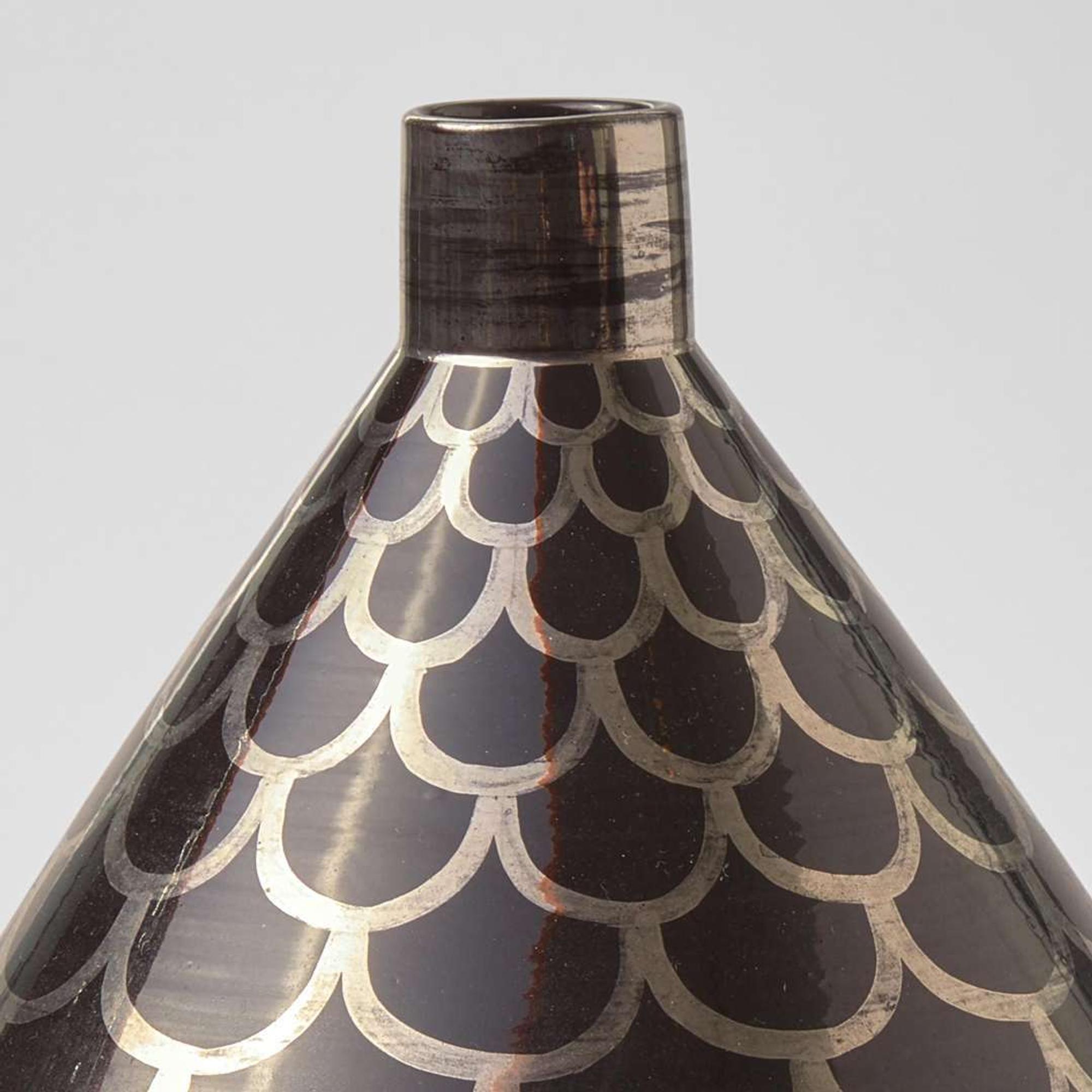 A Wedgwood Veronese Ware Lamp Base UK, 1930s