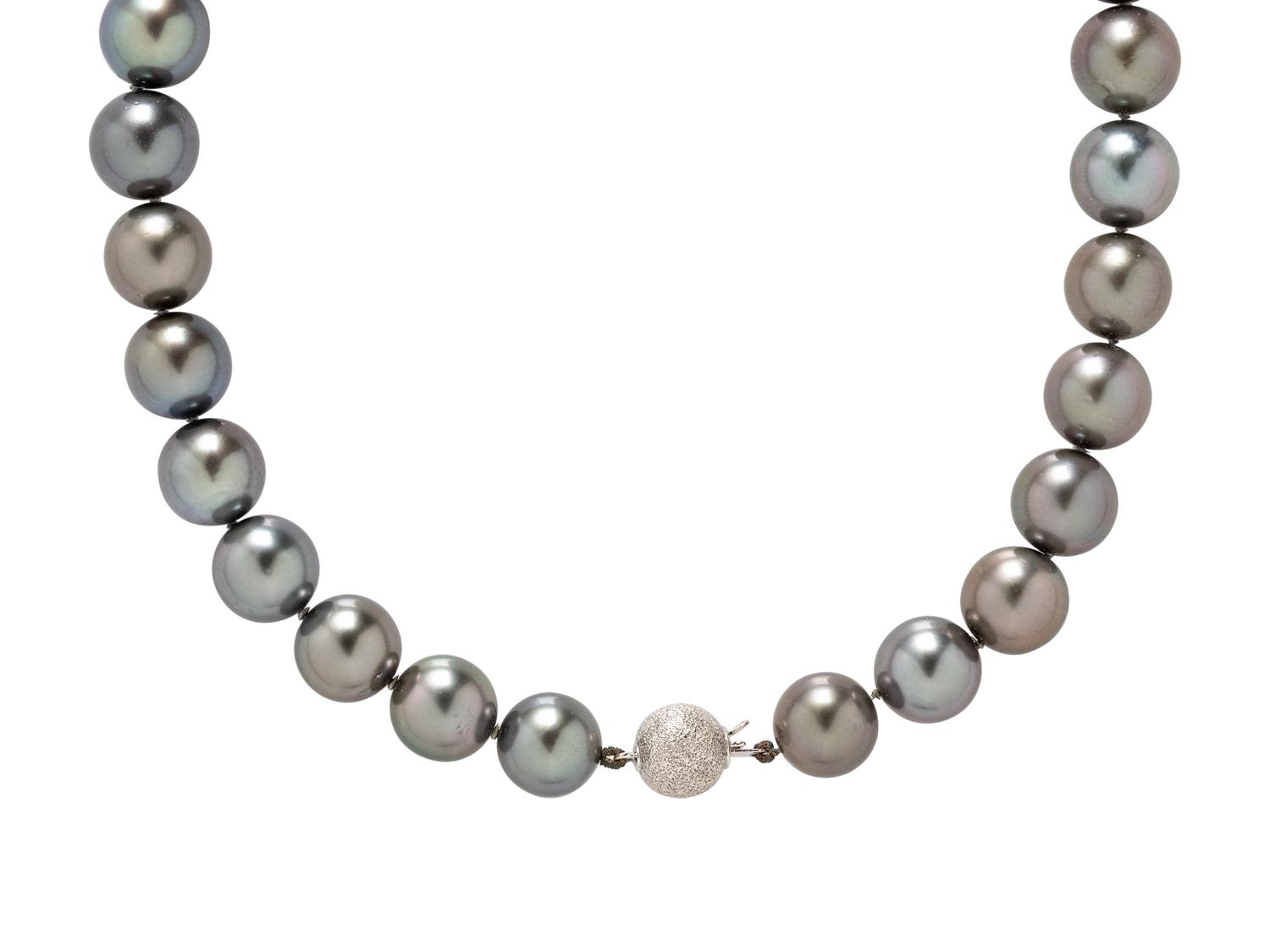 TAHITIAN CULTURED PEARL NECKLACE