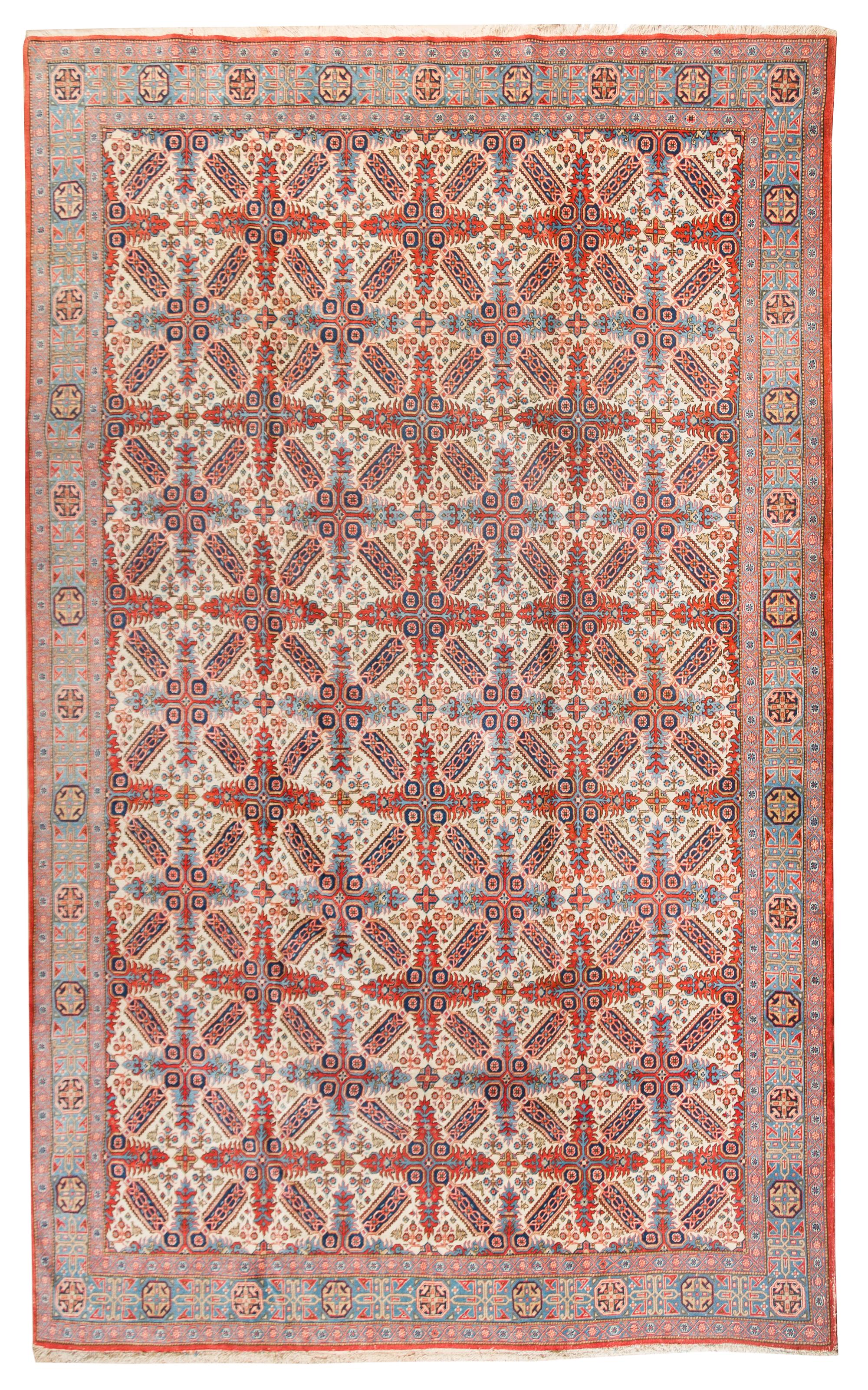 A Kashan Wool Rug 11 feet 3 inches x 7 feet 4 inches. — CIRCA 1930
