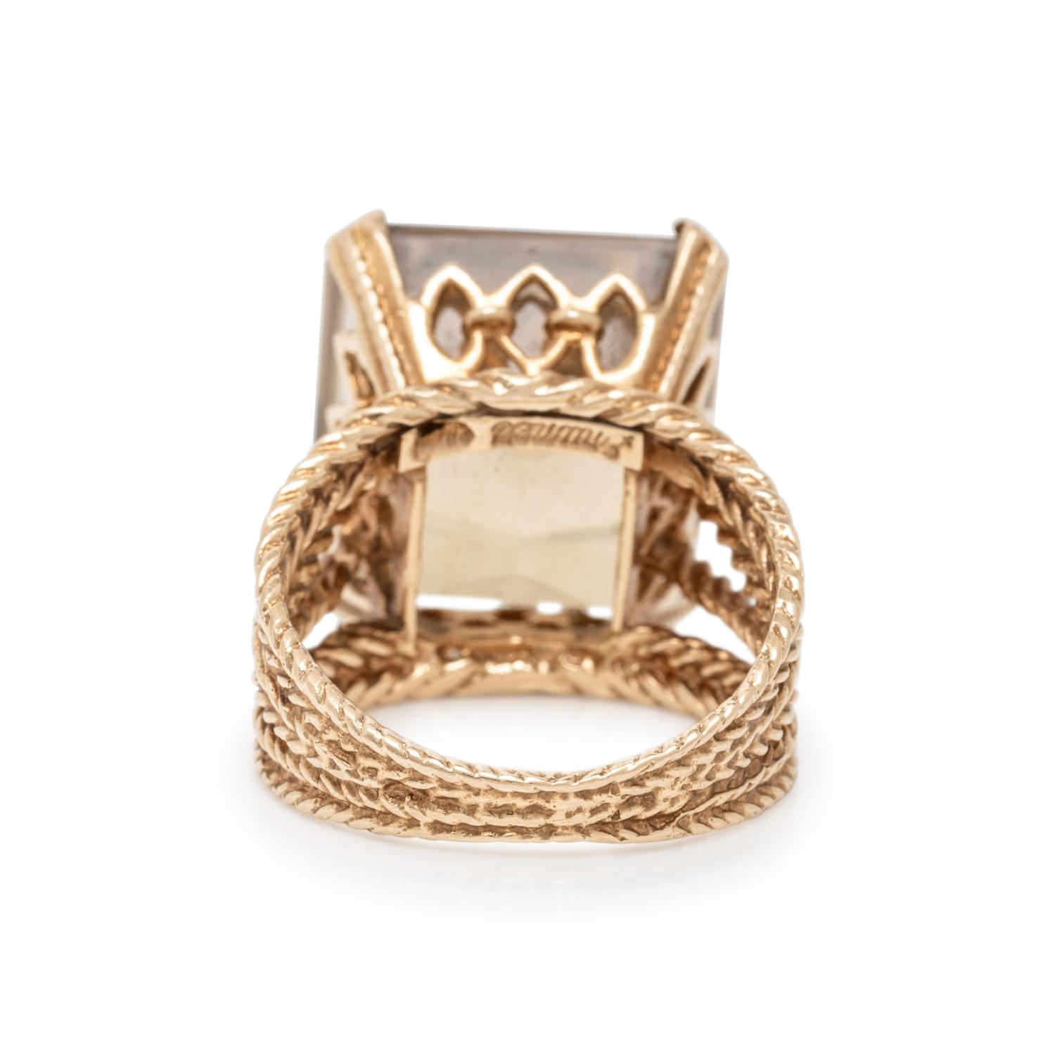 CITRINE AND YELLOW GOLD RING