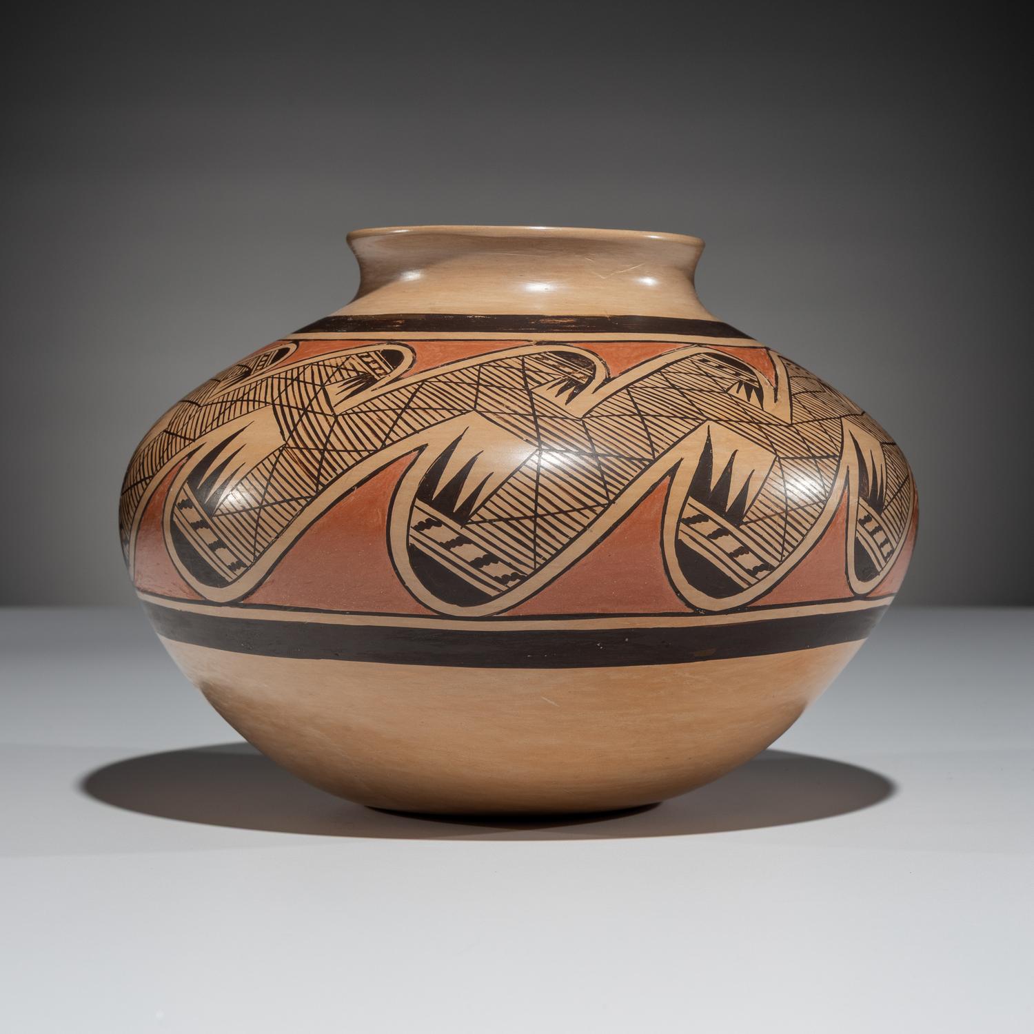 Pottery Jar, Migration Pattern