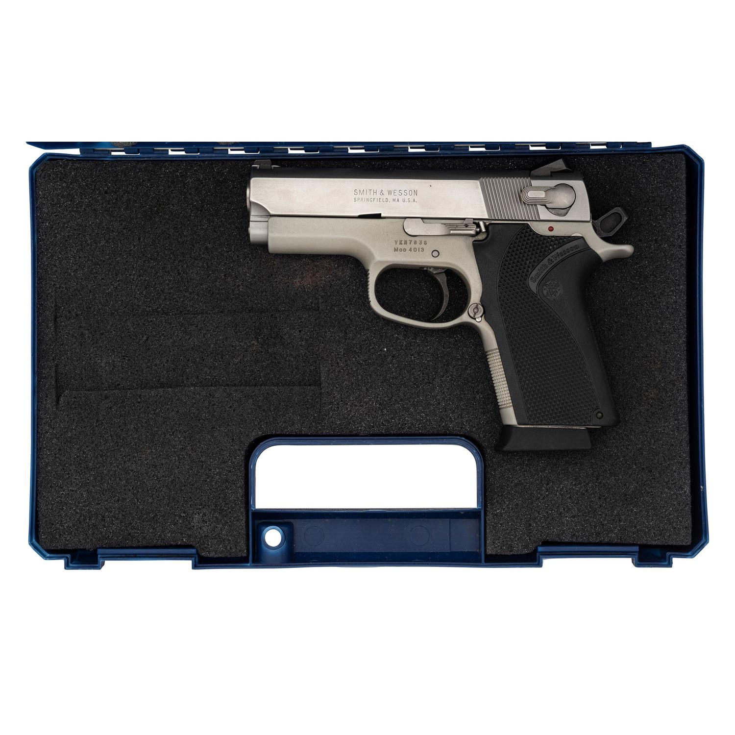 * Smith & Wesson Model 4013 in Box