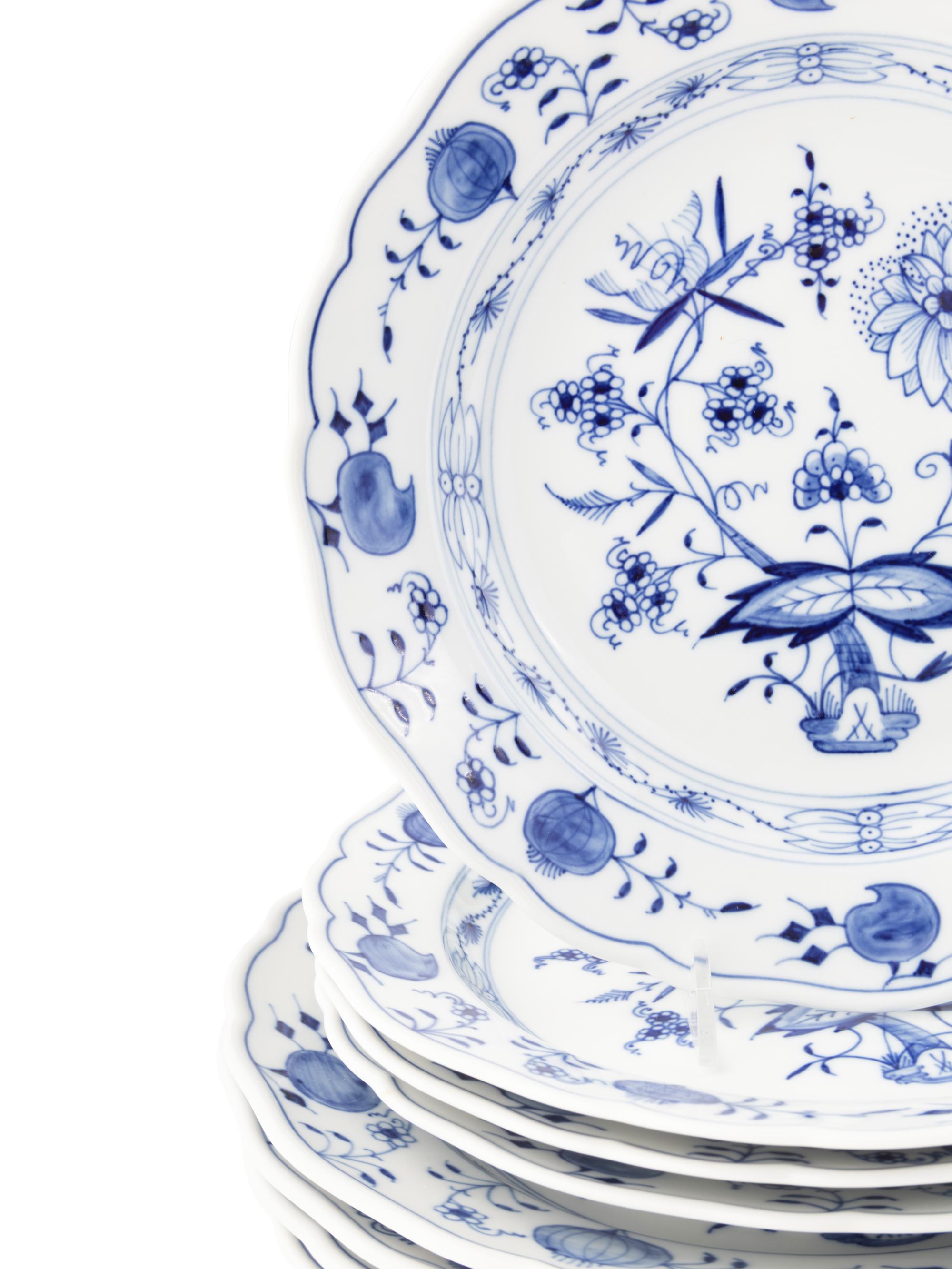 An Assembled Meissen Porcelain Dinner Service