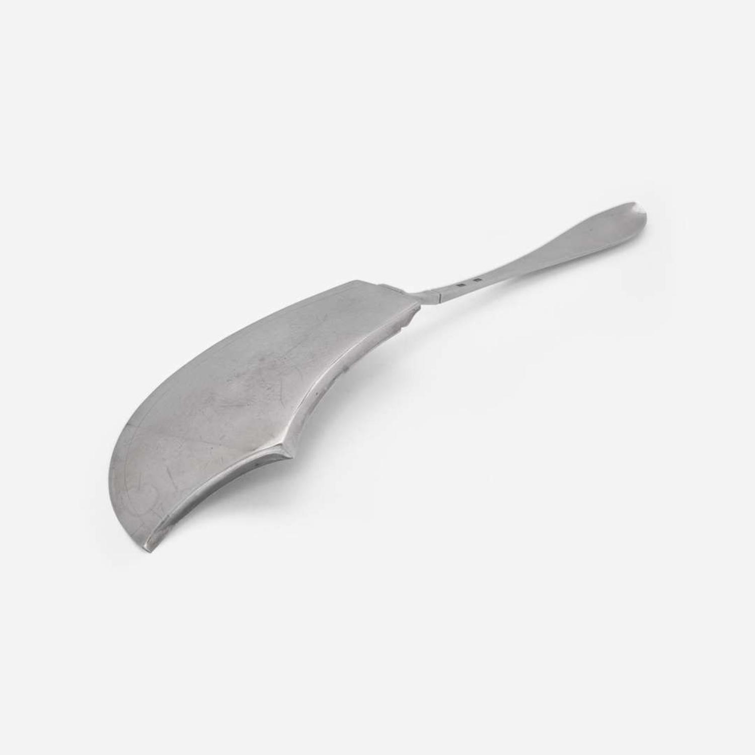 A silver fish slice / knife Likely French Colonial or Canadian, possibly Ignace François Ranvoyzé (1739-1819), early 19th century