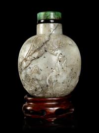 A Large Chicken Bone Jade Snuff Bottle
