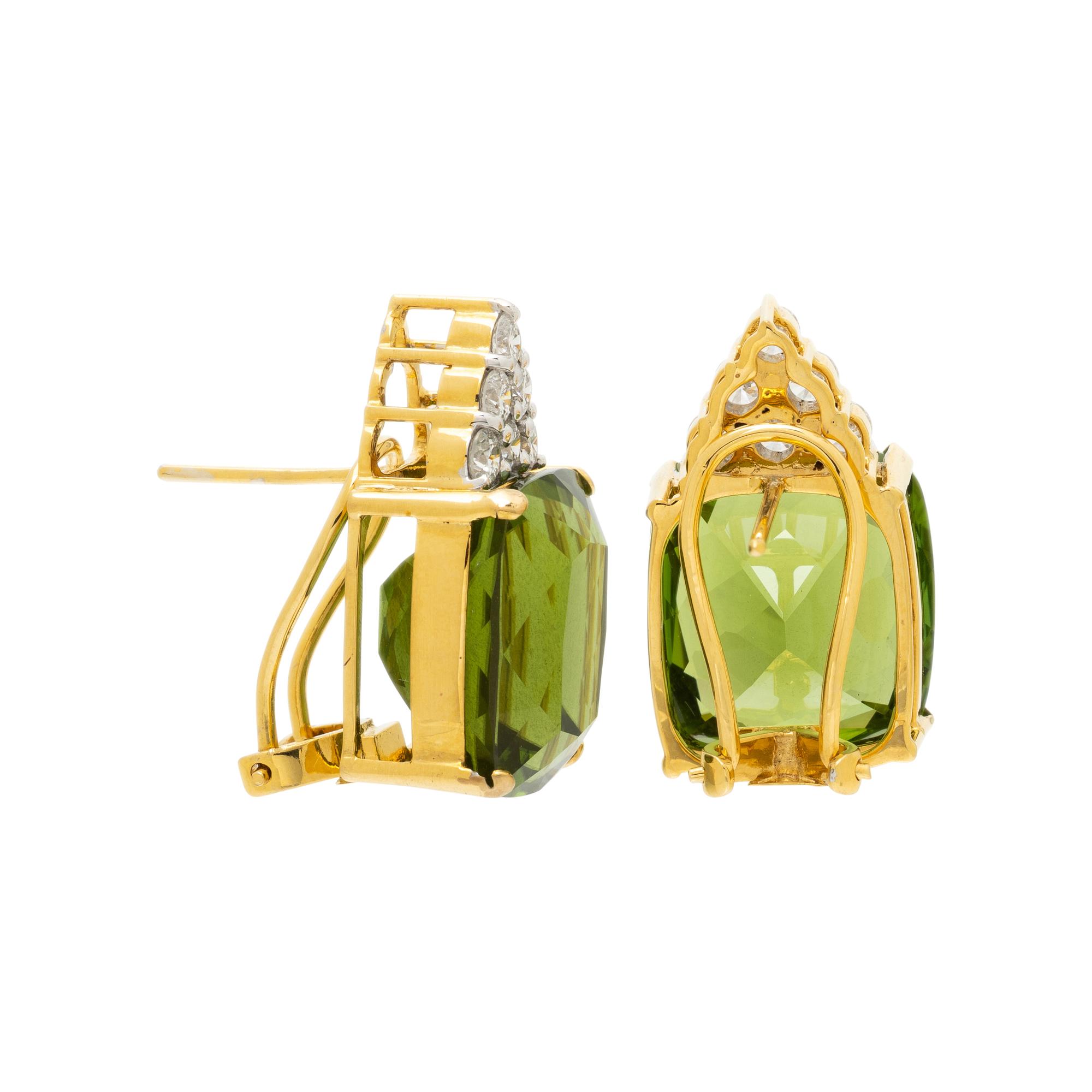 PERIDOT, DIAMOND, AND YELLOW GOLD EARRINGS