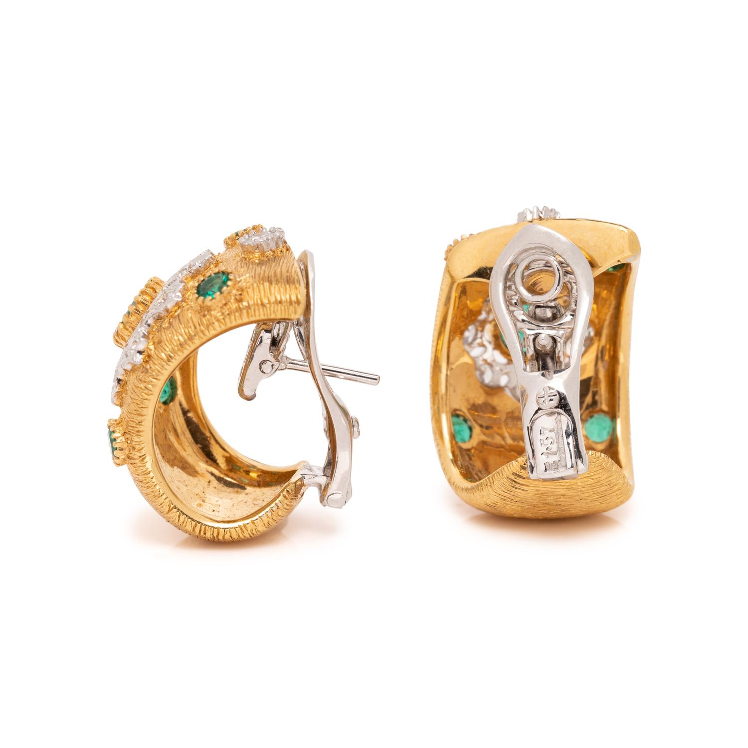 YELLOW GOLD, EMERALD AND DIAMOND EARCLIPS