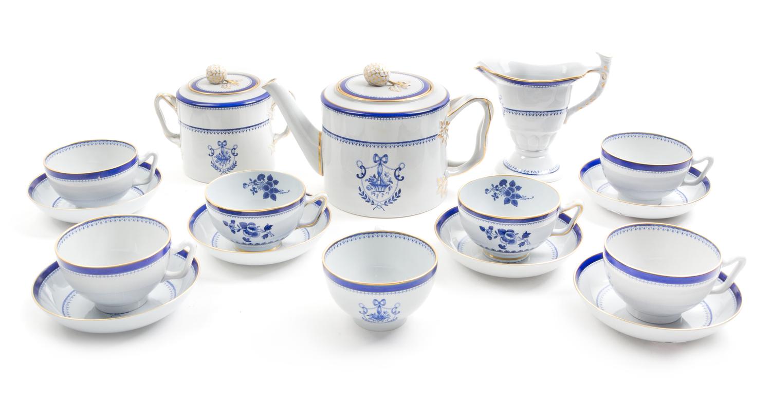 A Copeland Spode Porcelain Service Height of creamer 5 1/2 inches.