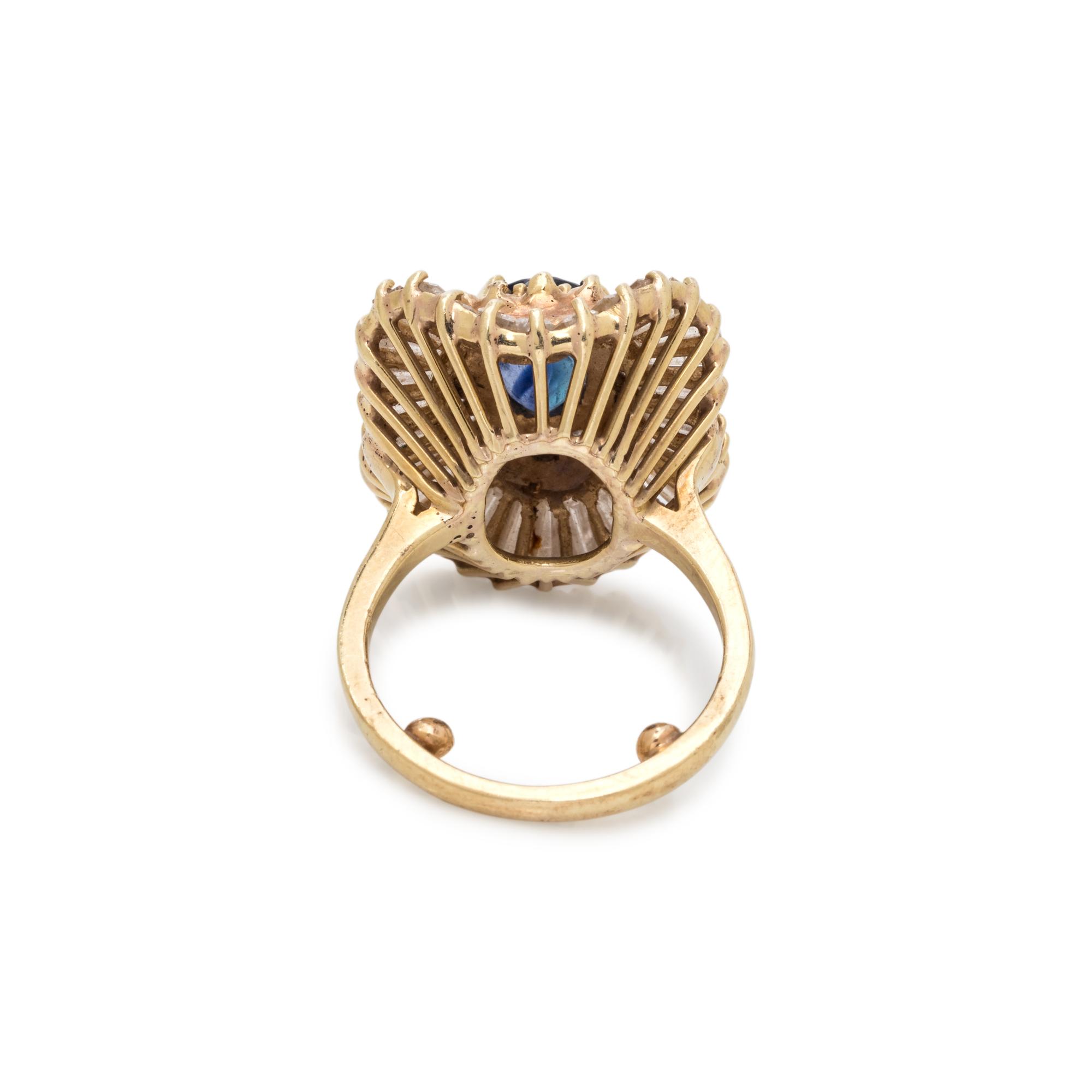 SAPPHIRE AND DIAMOND RING