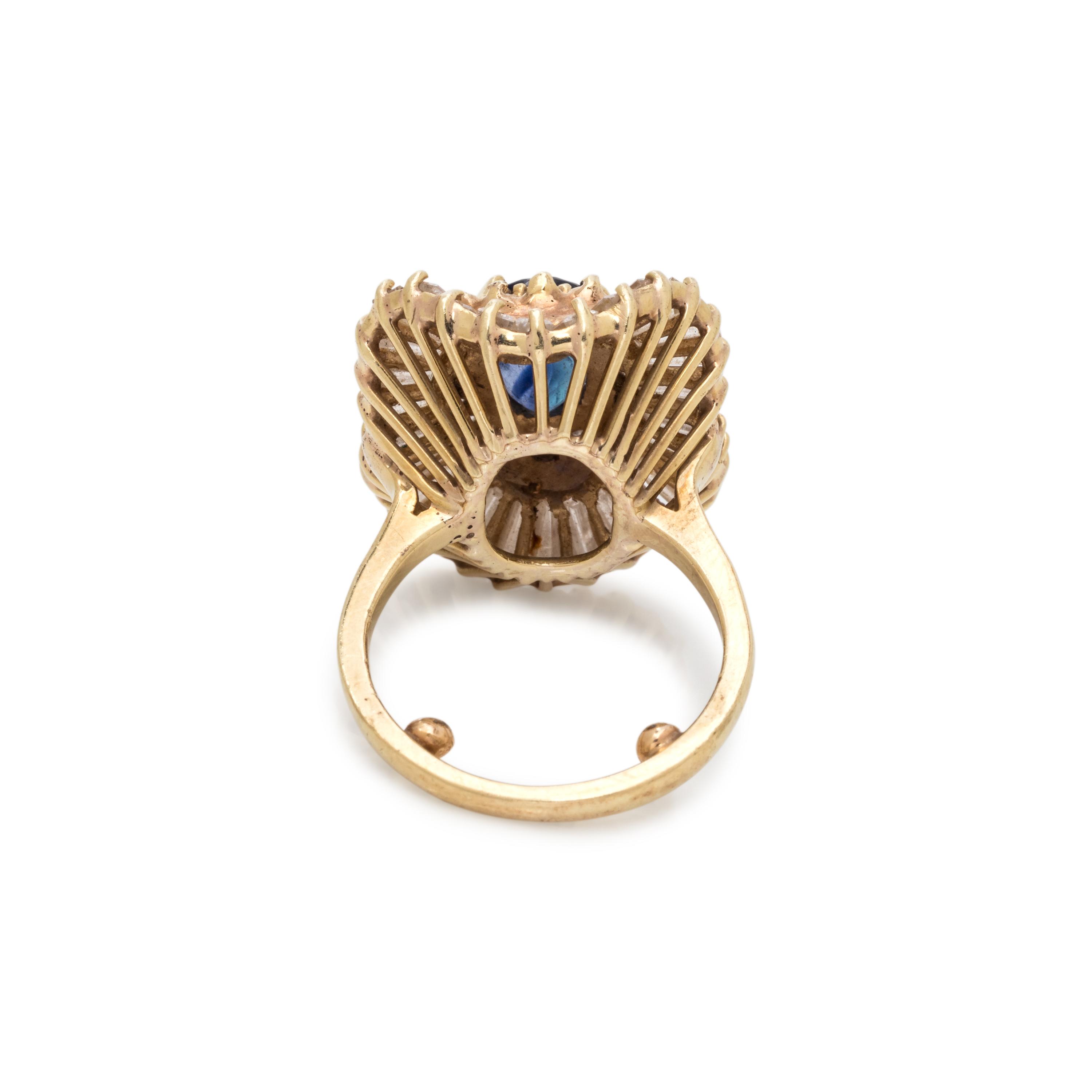 SAPPHIRE AND DIAMOND RING