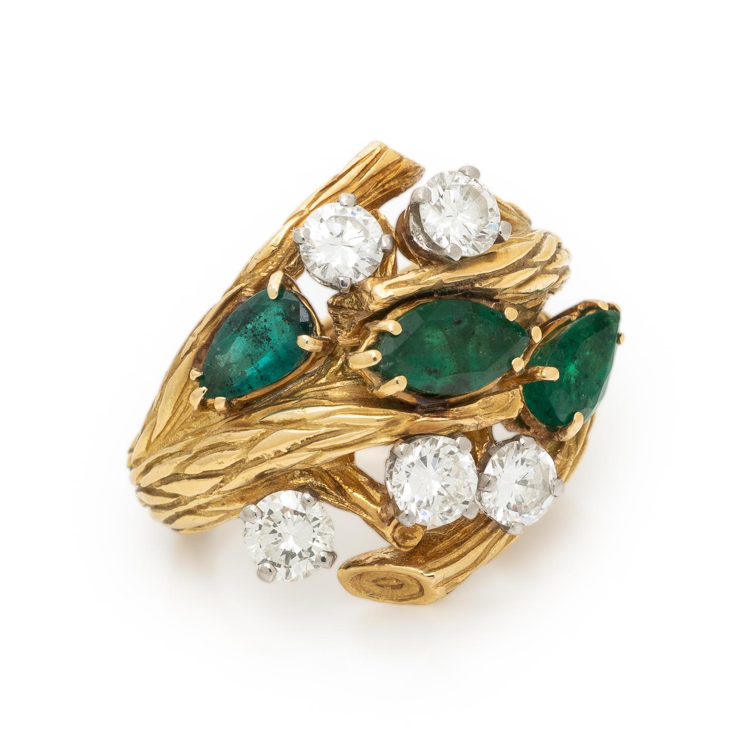 EMERALD, DIAMOND, AND YELLOW GOLD RING