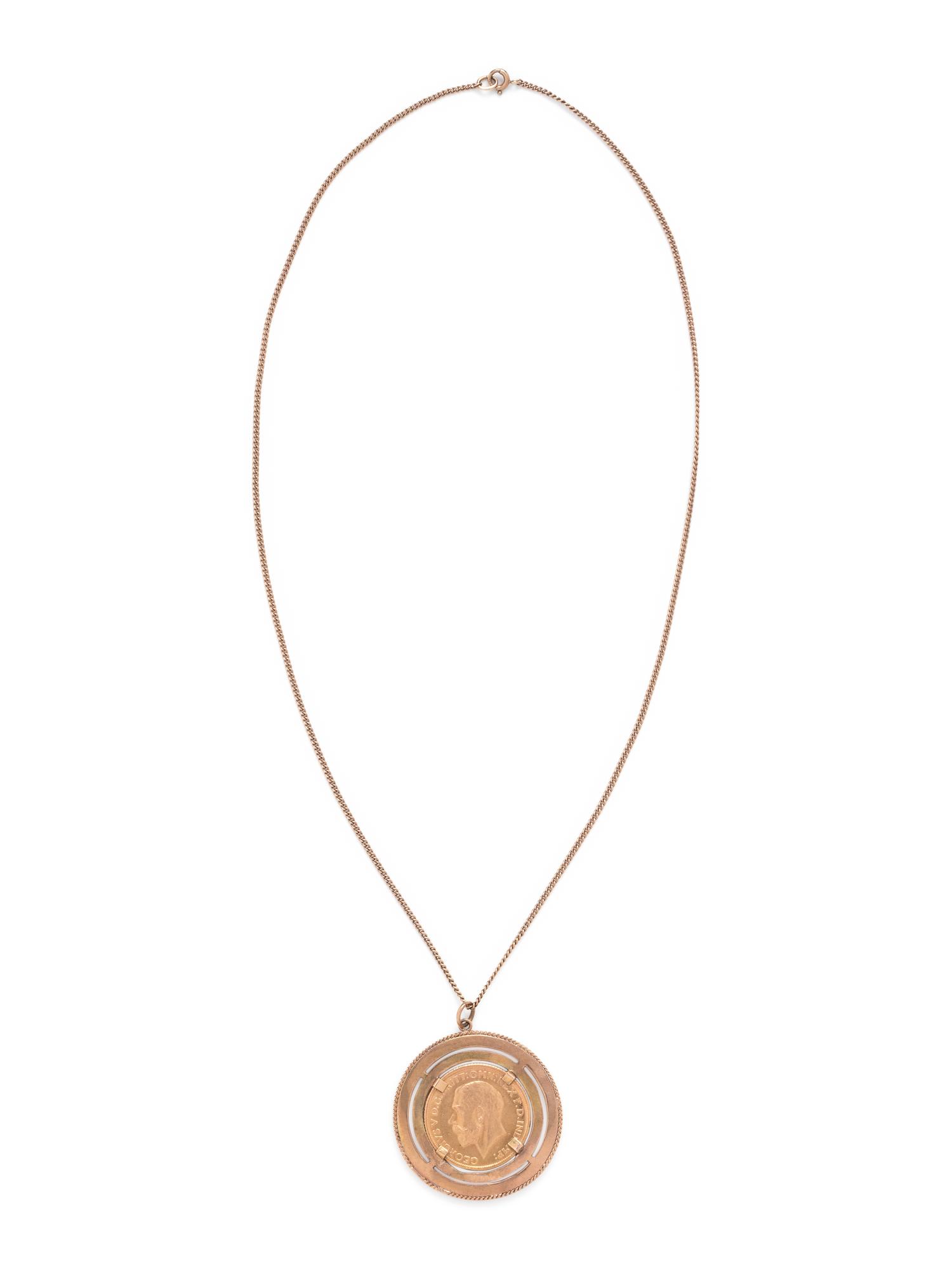 YELLOW GOLD AND COIN PENDANT/NECKLACE