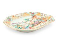 A Chinese Export Porcelain Platter