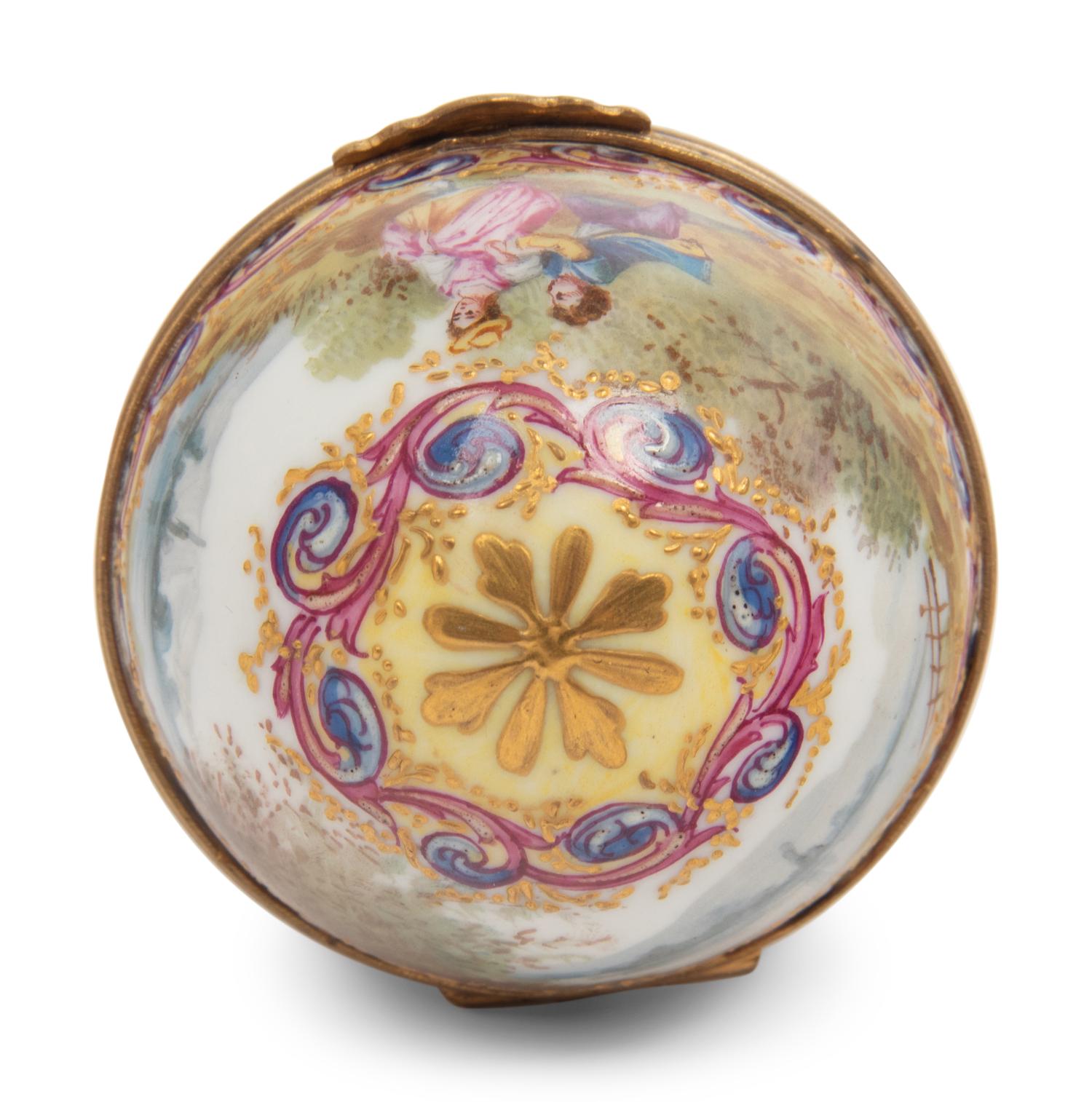 A Sèvres Style Painted Porcelain Egg-Form Bonbonnière
