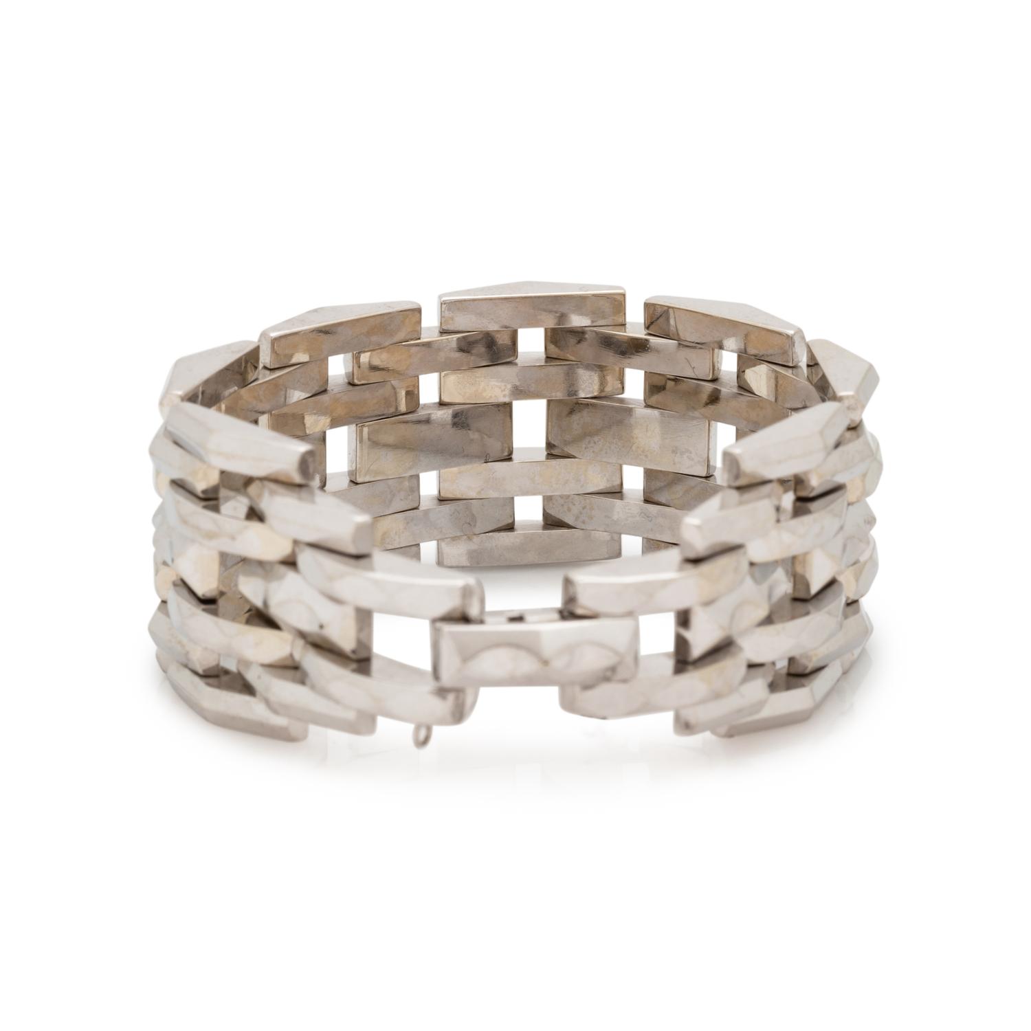 WHITE GOLD BRACELET