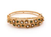YELLOW GOLD, DIAMOND AND EMERALD BANGLE BRACELET