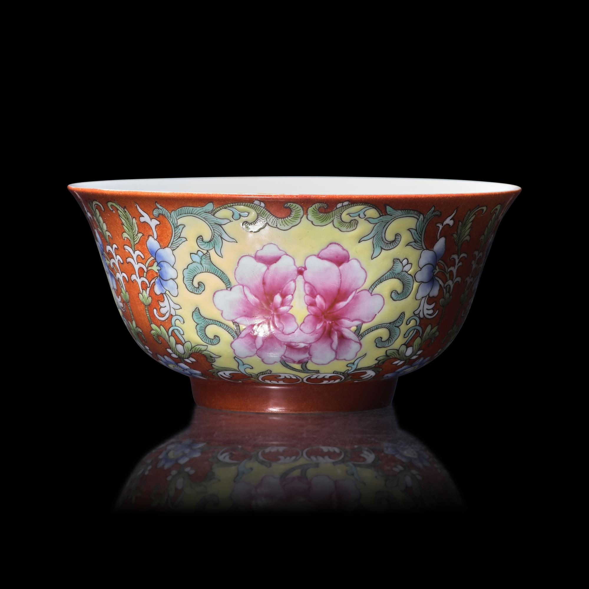 A Chinese Coral-Red Ground Famille Rose Porcelain Bowl 珊瑚地粉彩蓮紋盌