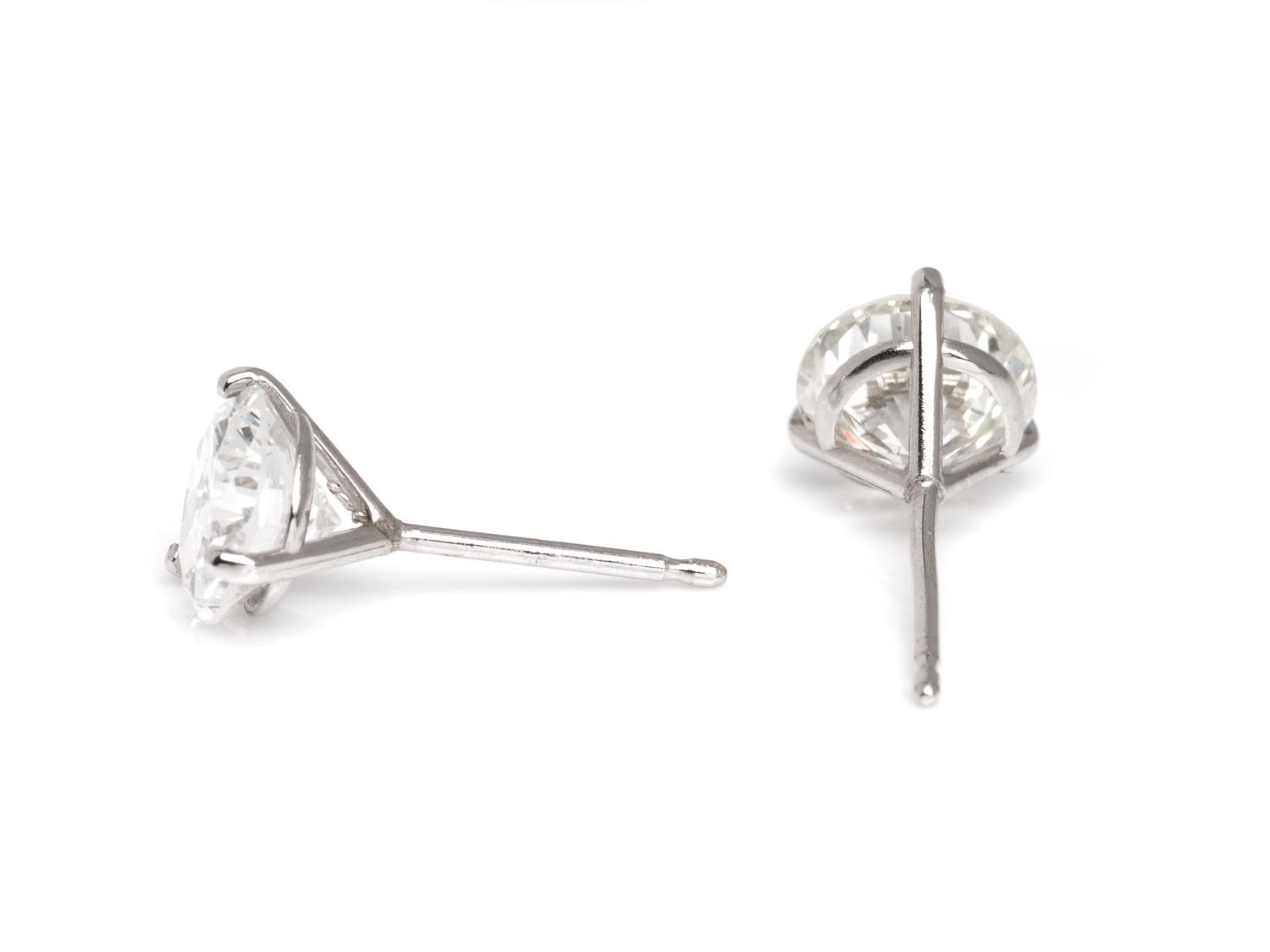 DIAMOND STUD EARRINGS