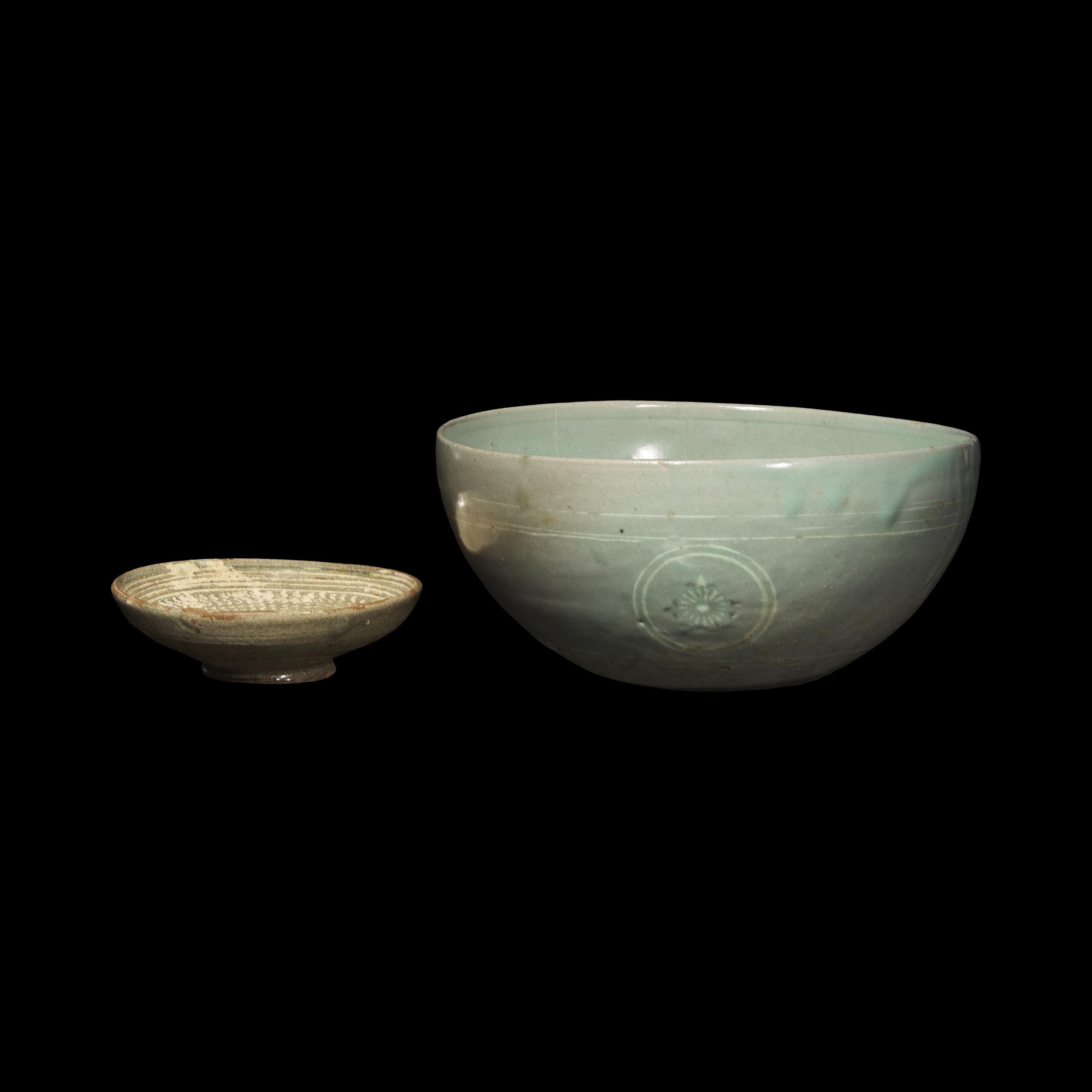 A Korean Sangam Celadon Bowl and A Small Buncheong Dish, 13th-16th Century