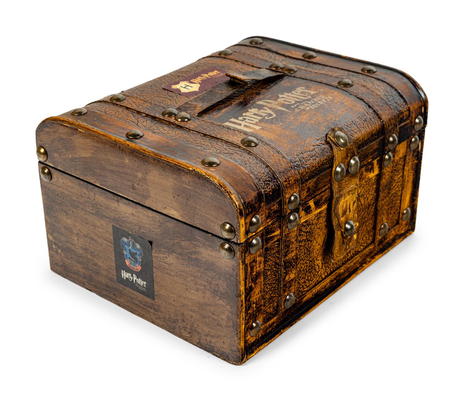 (Film Memorabilia) A group of 14 pieces of memorabilia from the Harry Potter film franchise, comprising: