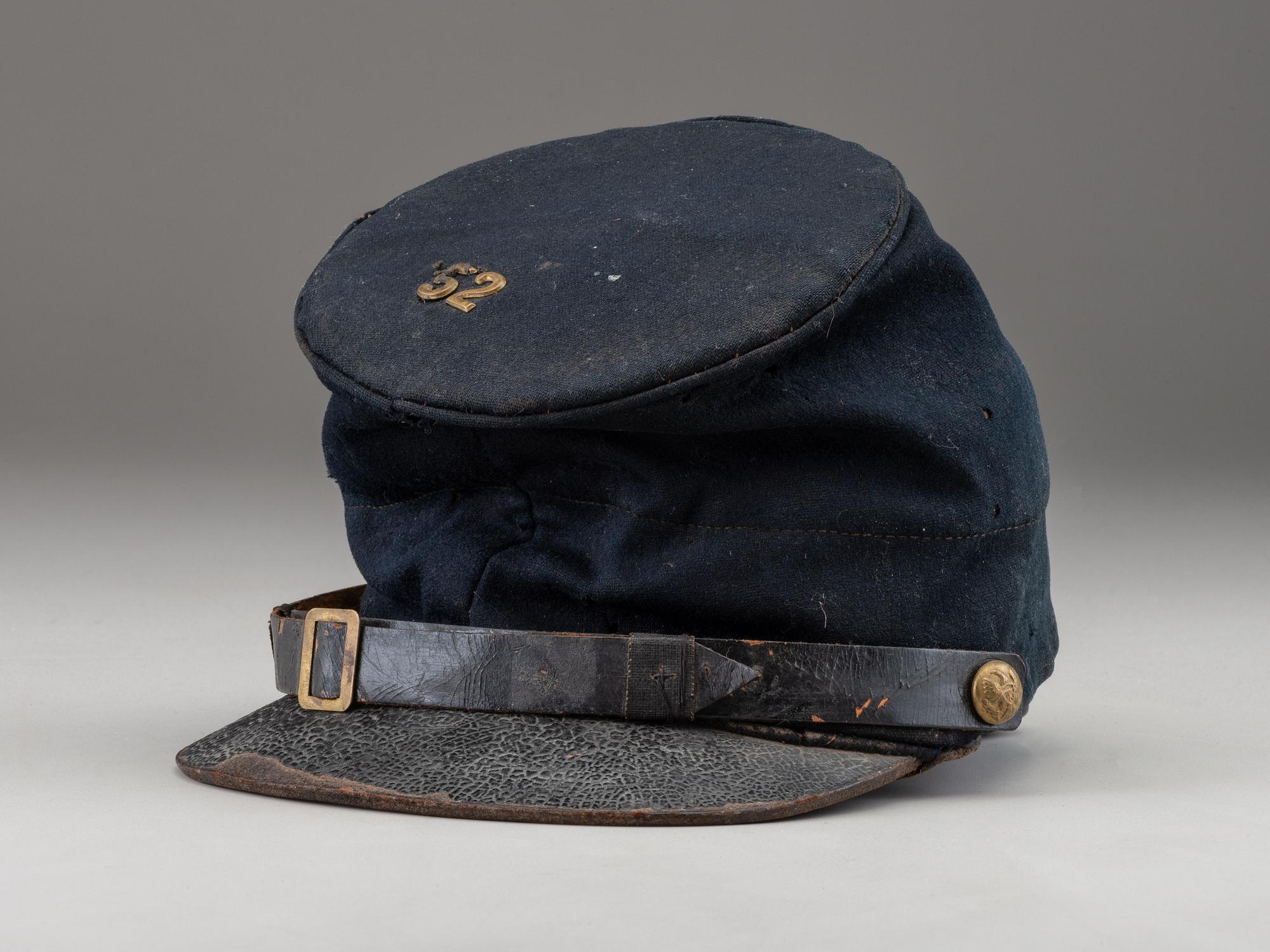 [CIVIL WAR]. 52nd Massachusetts Volunteers forage cap and tinware.
