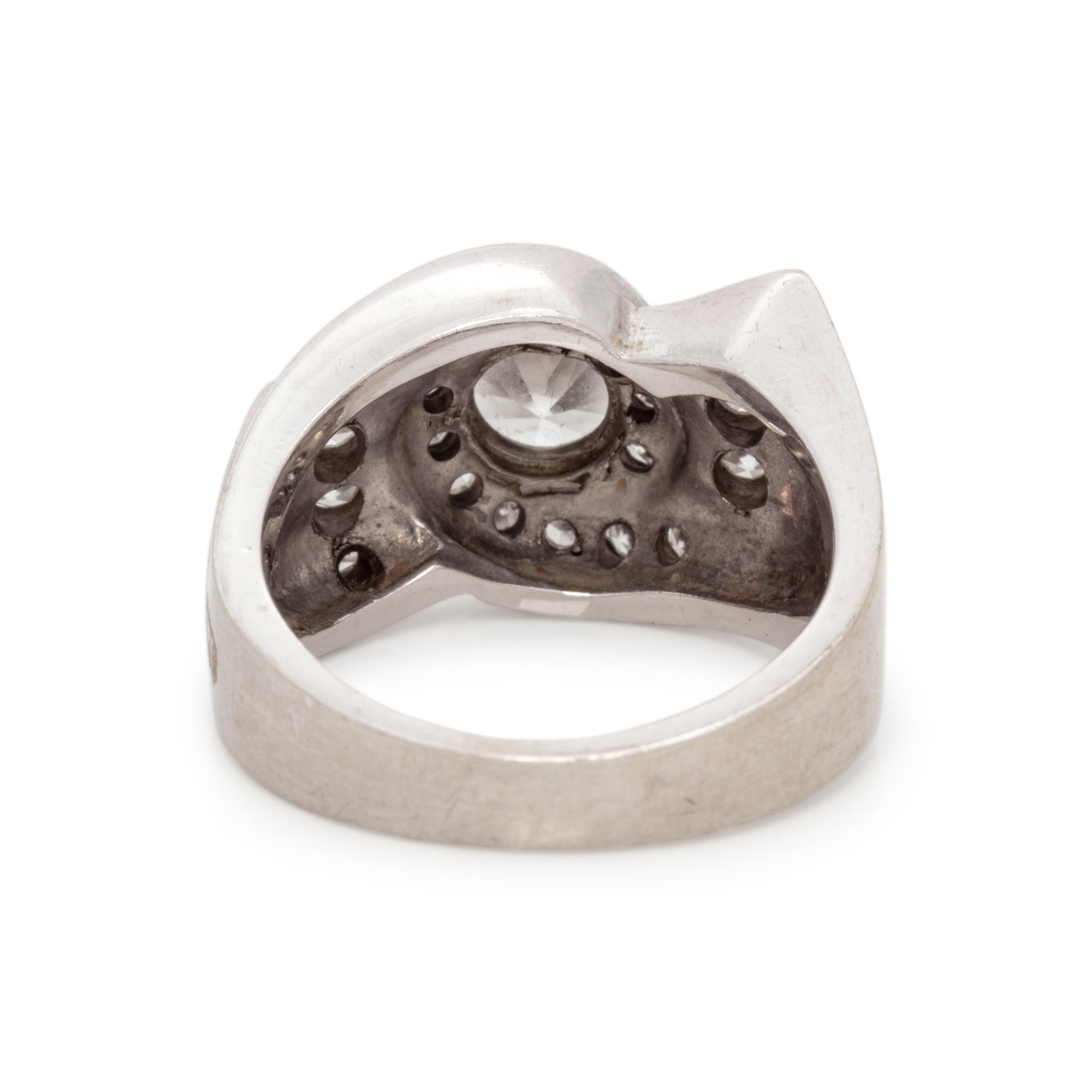 DIAMOND RING