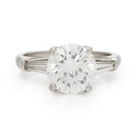 CARTIER, DIAMOND AND PLATINUM RING