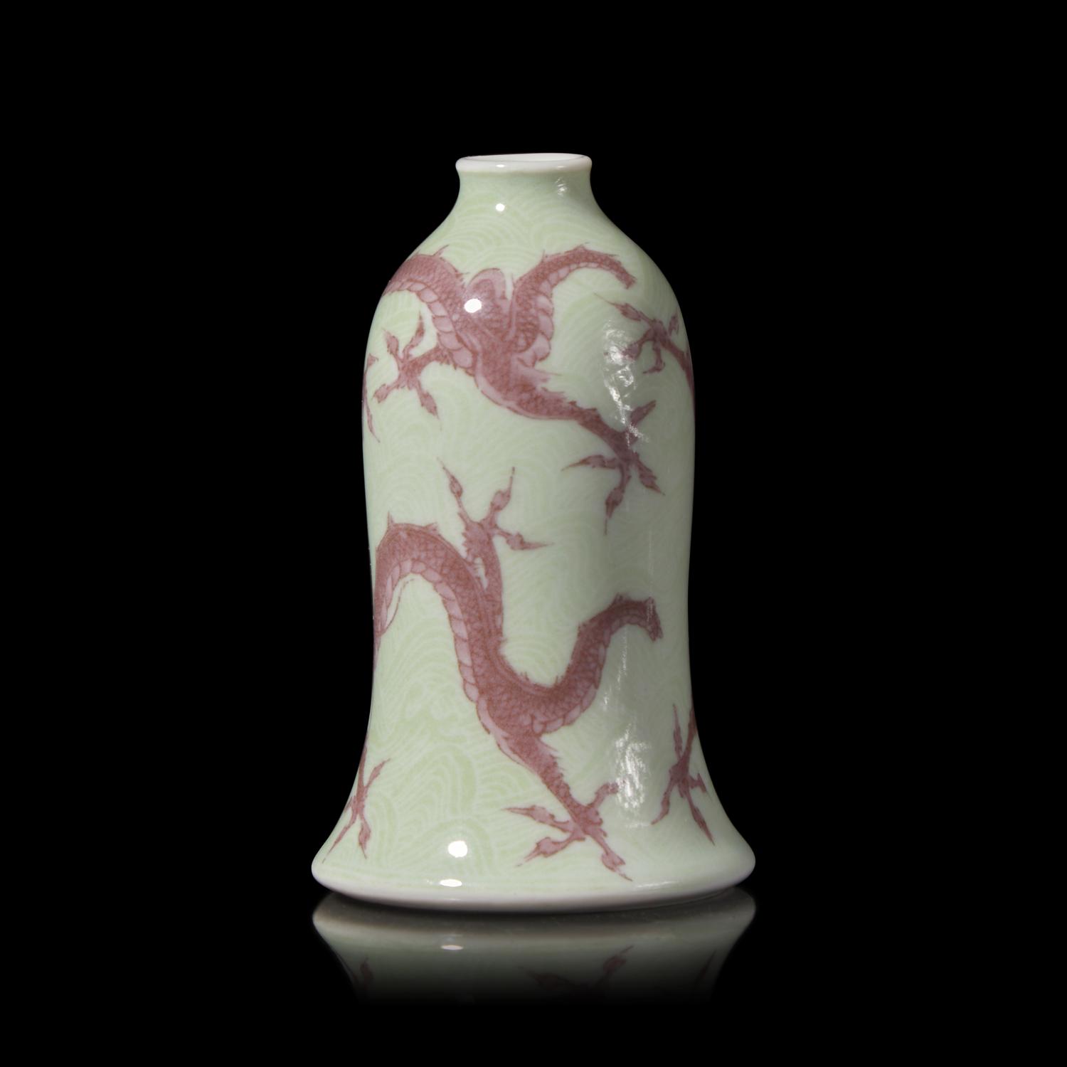 A Japanese Underglaze Red-Decorated "Dragons" Cabinet Vase, Makuzu Kozan