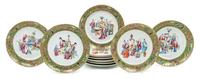 A Set of Twelve Chinese Export Porcelain Plates Diameter 10 inches. — 19TH CENTURY
