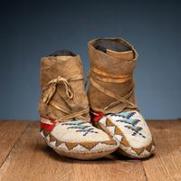 Northern Plains Buffalo Soft-Soled Moccasins
