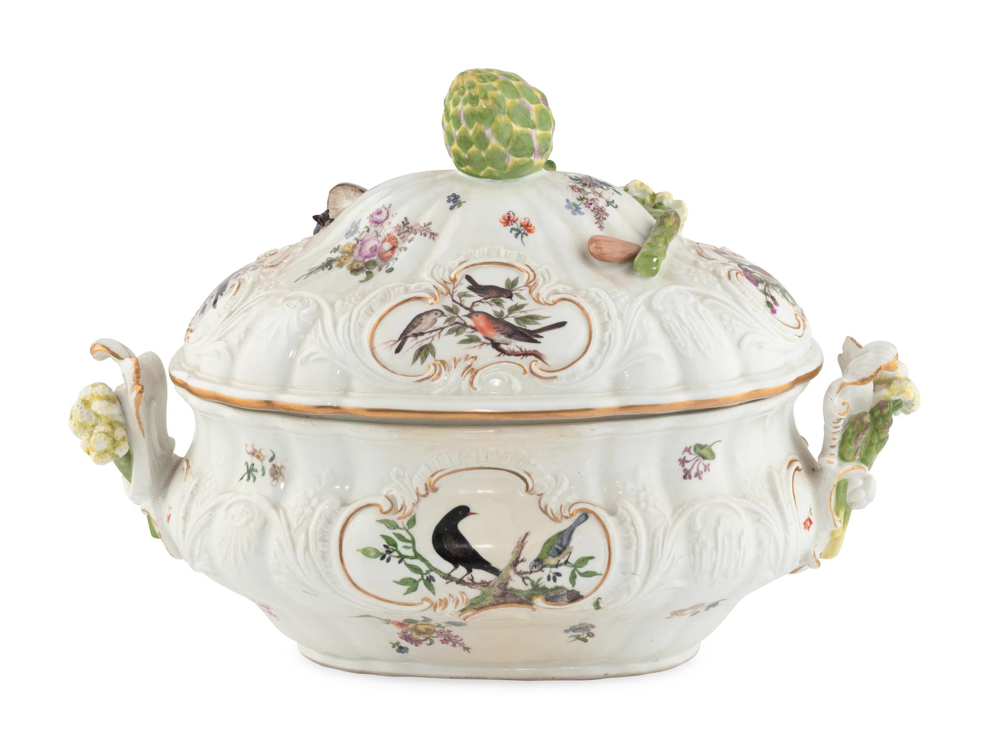 A Meissen Porcelain Covered Tureen