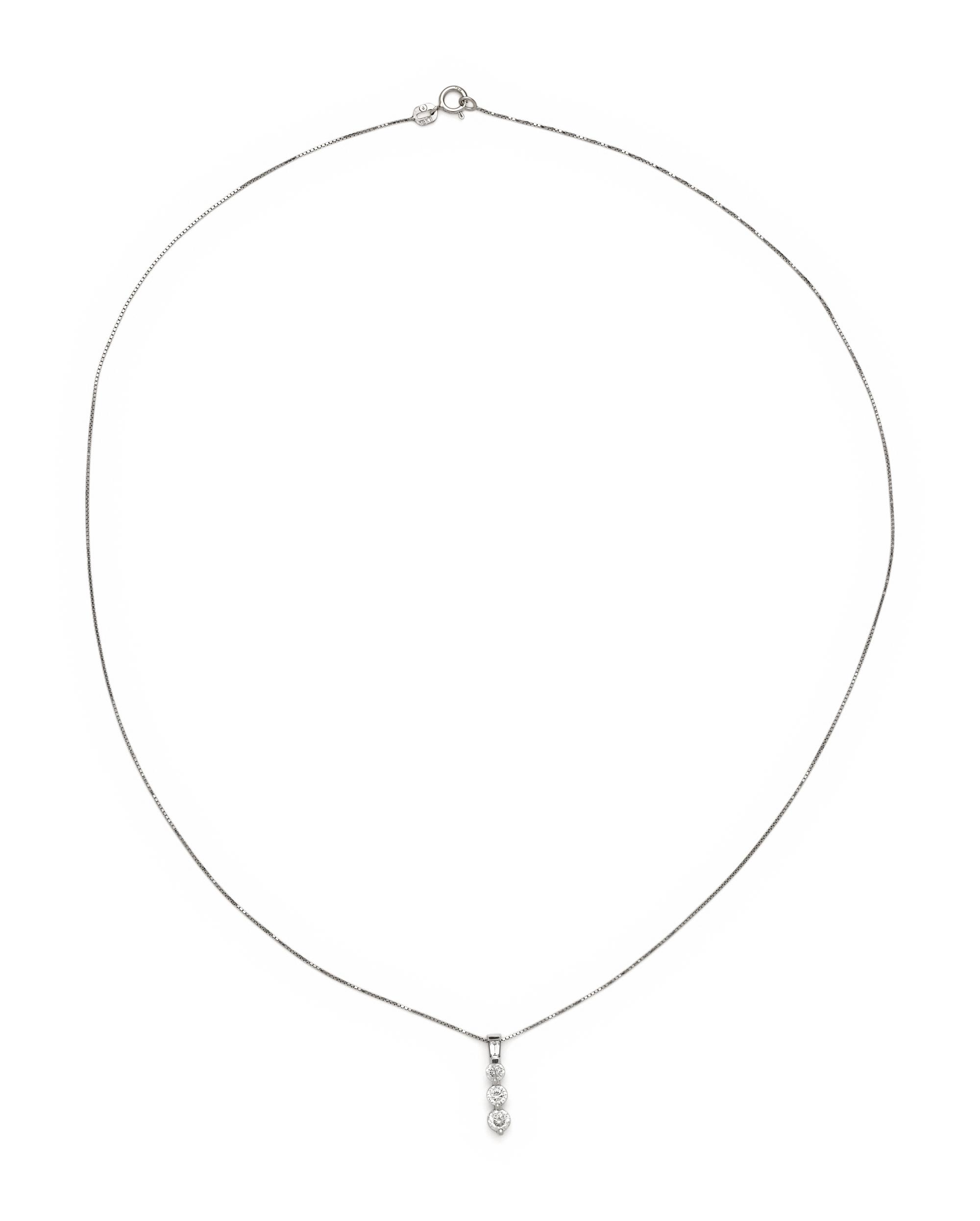 DIAMOND PENDANT/NECKLACE