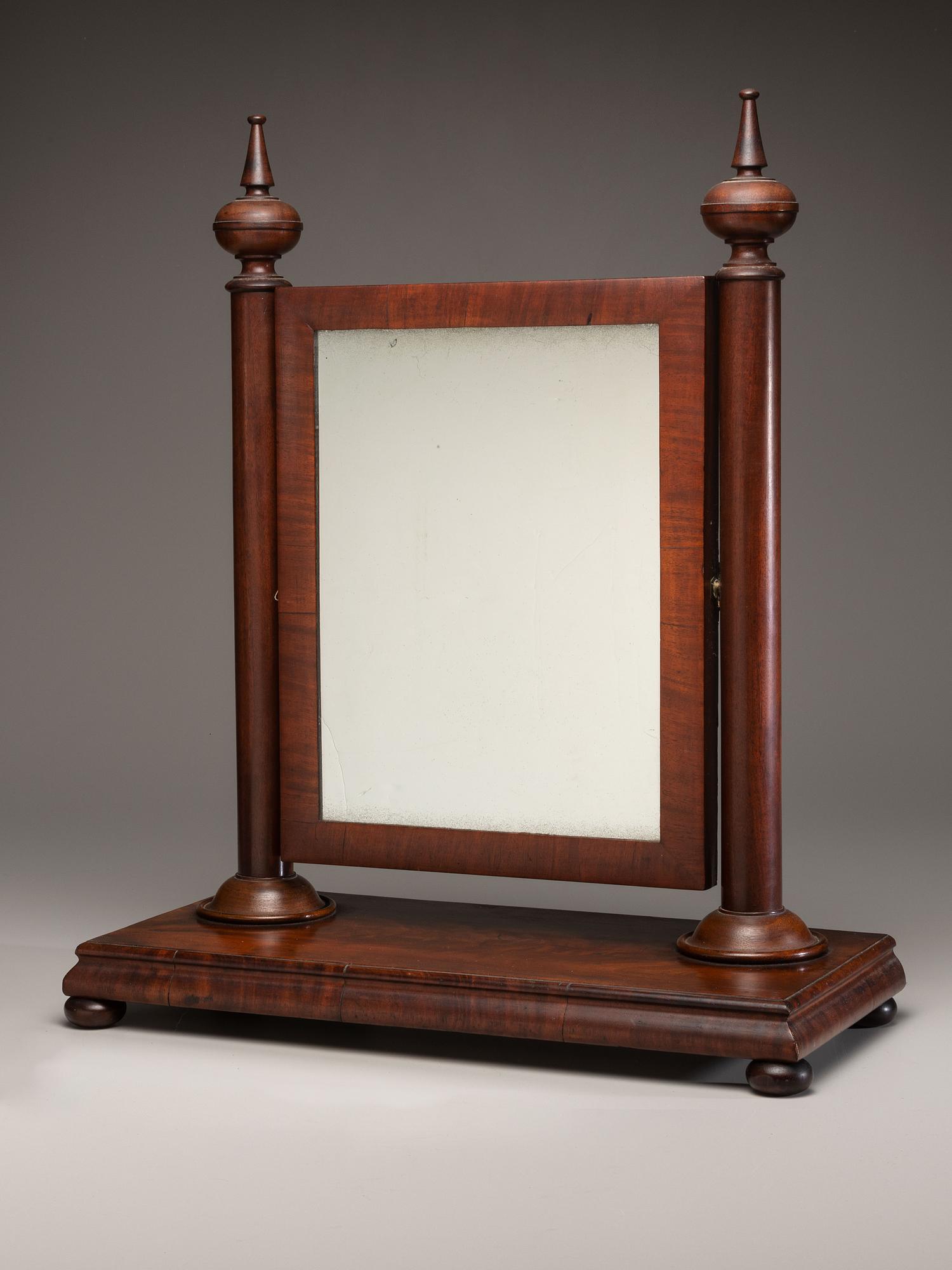 A Classical Mahogany Gentleman's Dressing Mirror