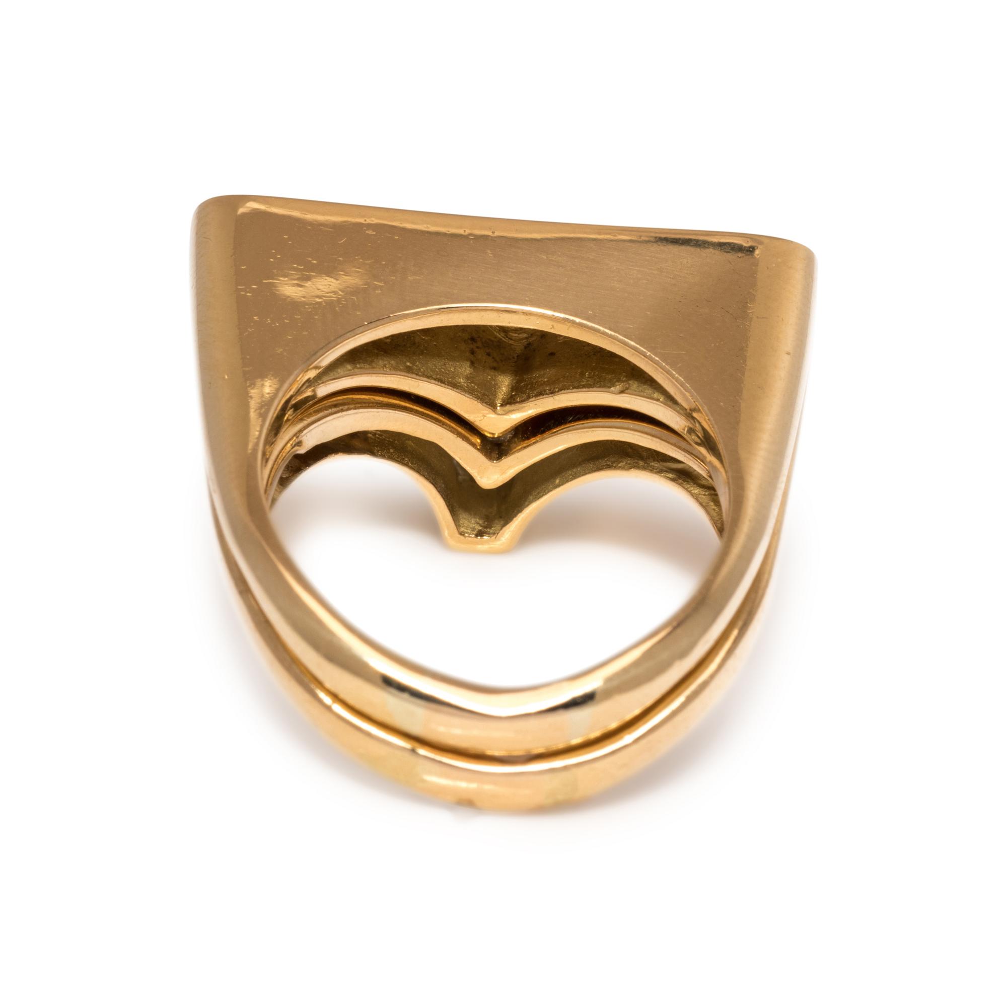 YELLOW GOLD AND DIAMOND RING SET