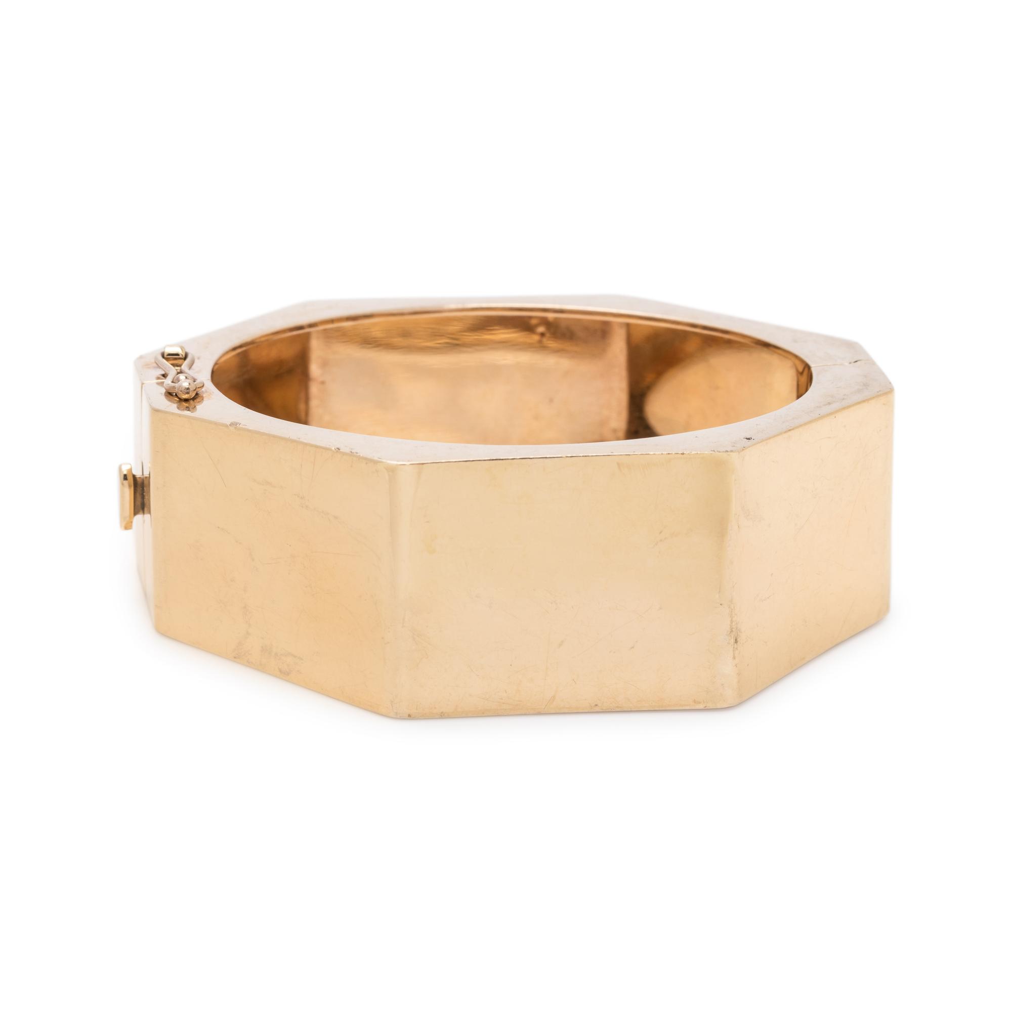 YELLOW GOLD BANGLE BRACELET
