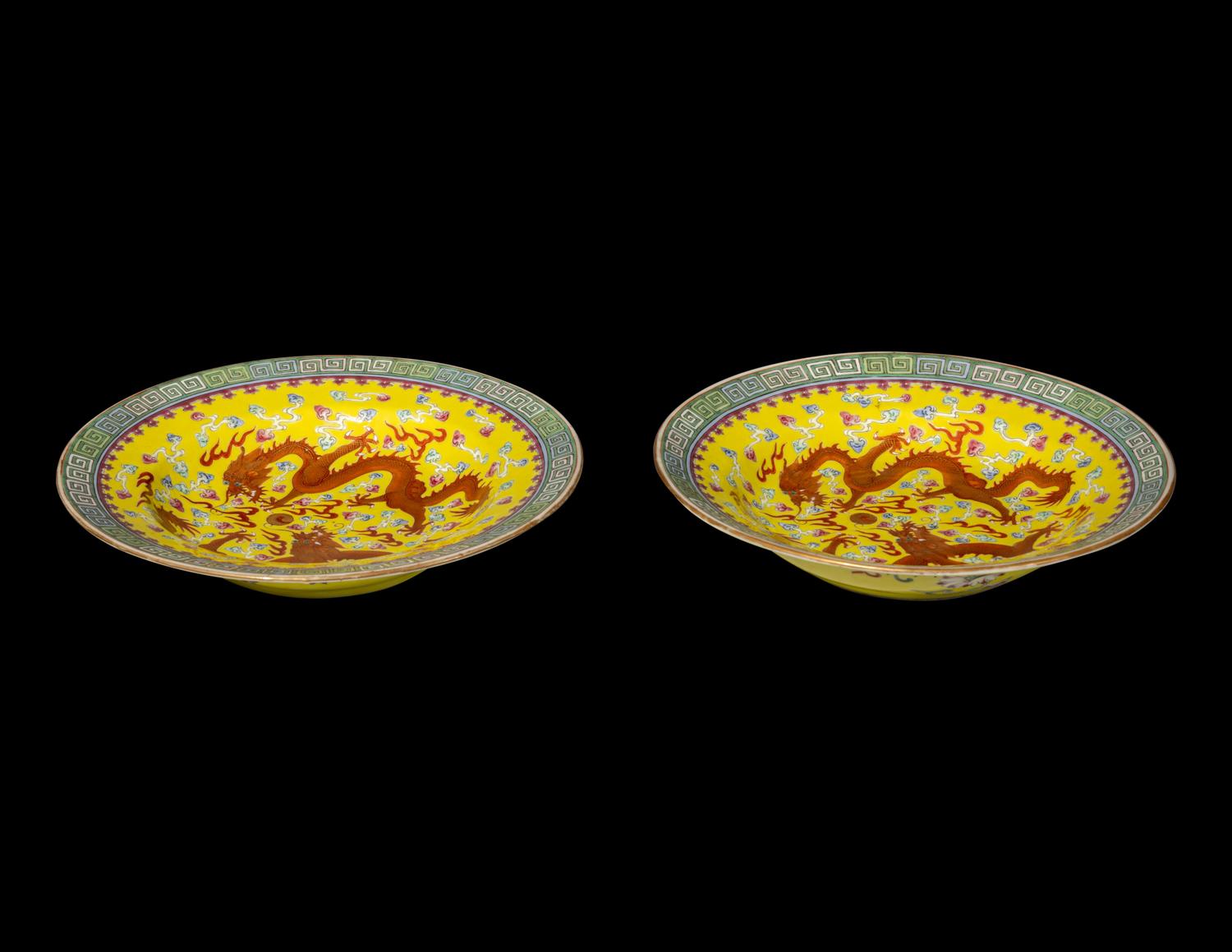 A Pair of Chinese Famille Jaune Porcelain 'Dragon' Plates