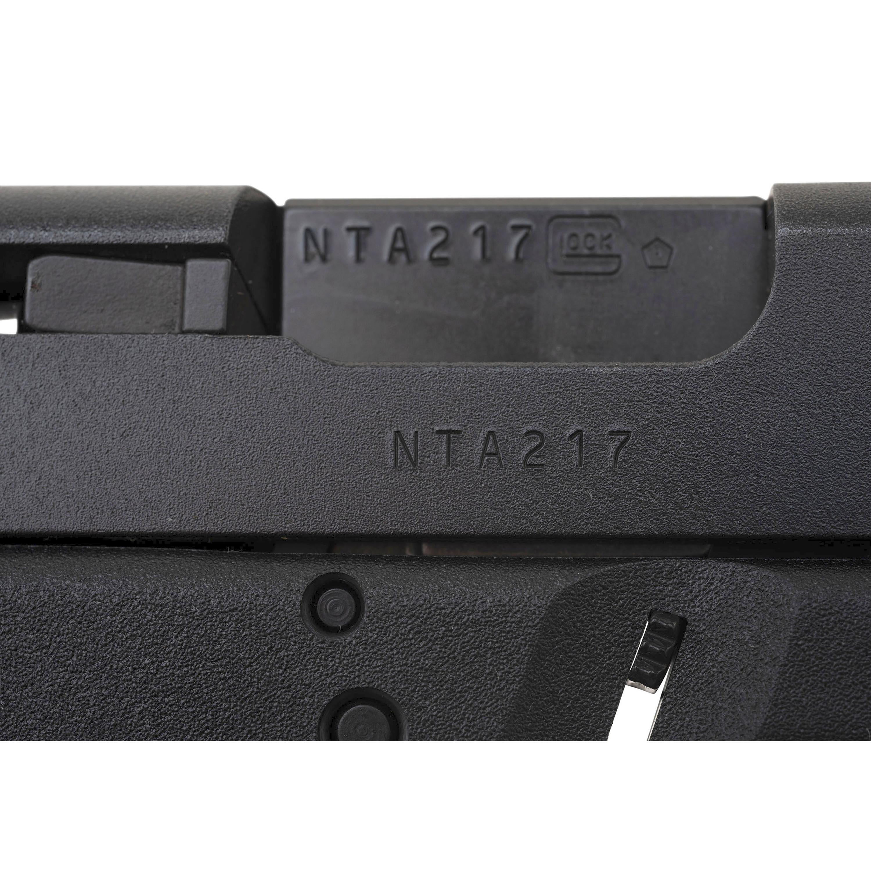 * Glock 20 Gen 3 in Box with Accessories