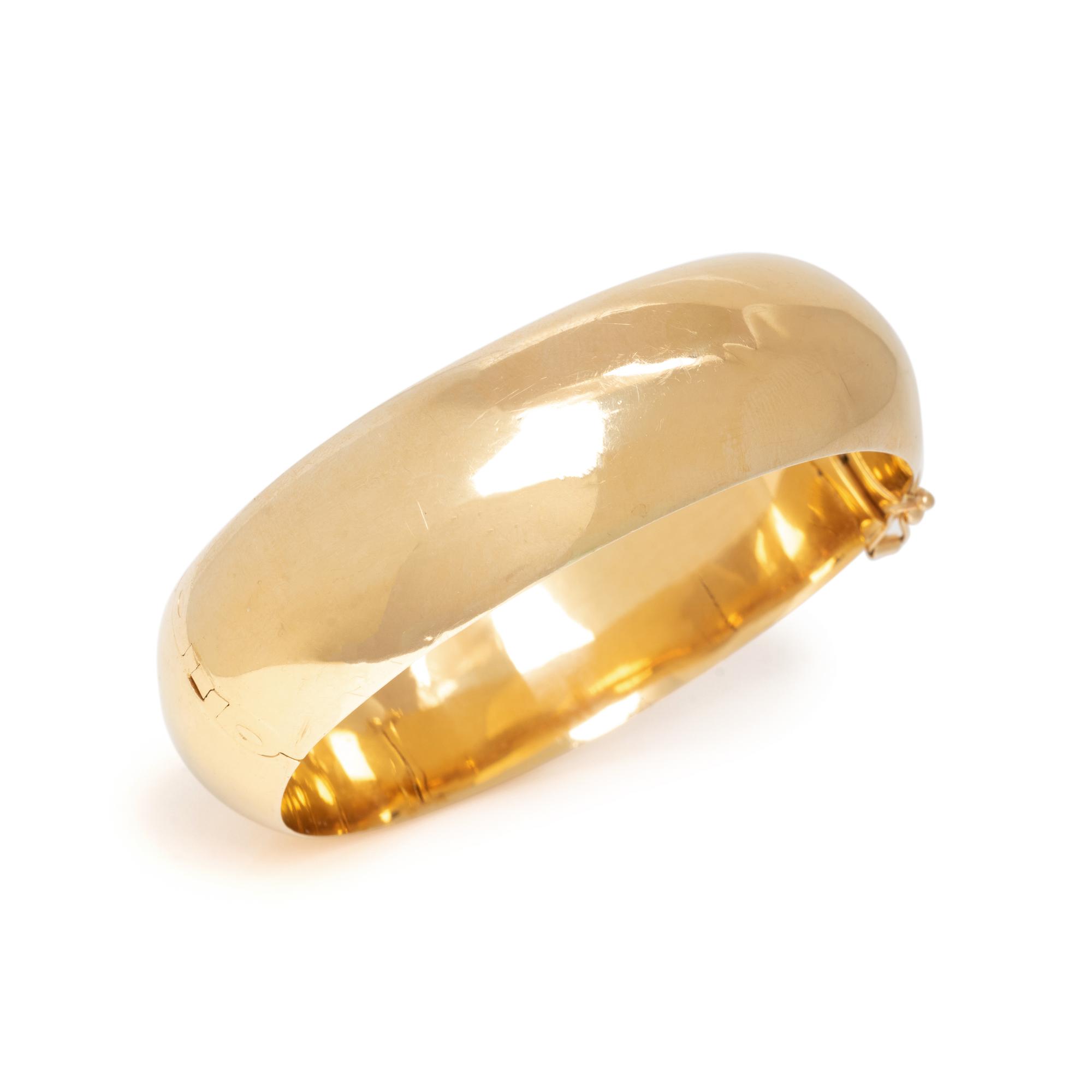 YELLOW GOLD HINGED BANGLE BRACELET