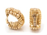 BOUCHERON, YELLOW GOLD EARCLIPS
