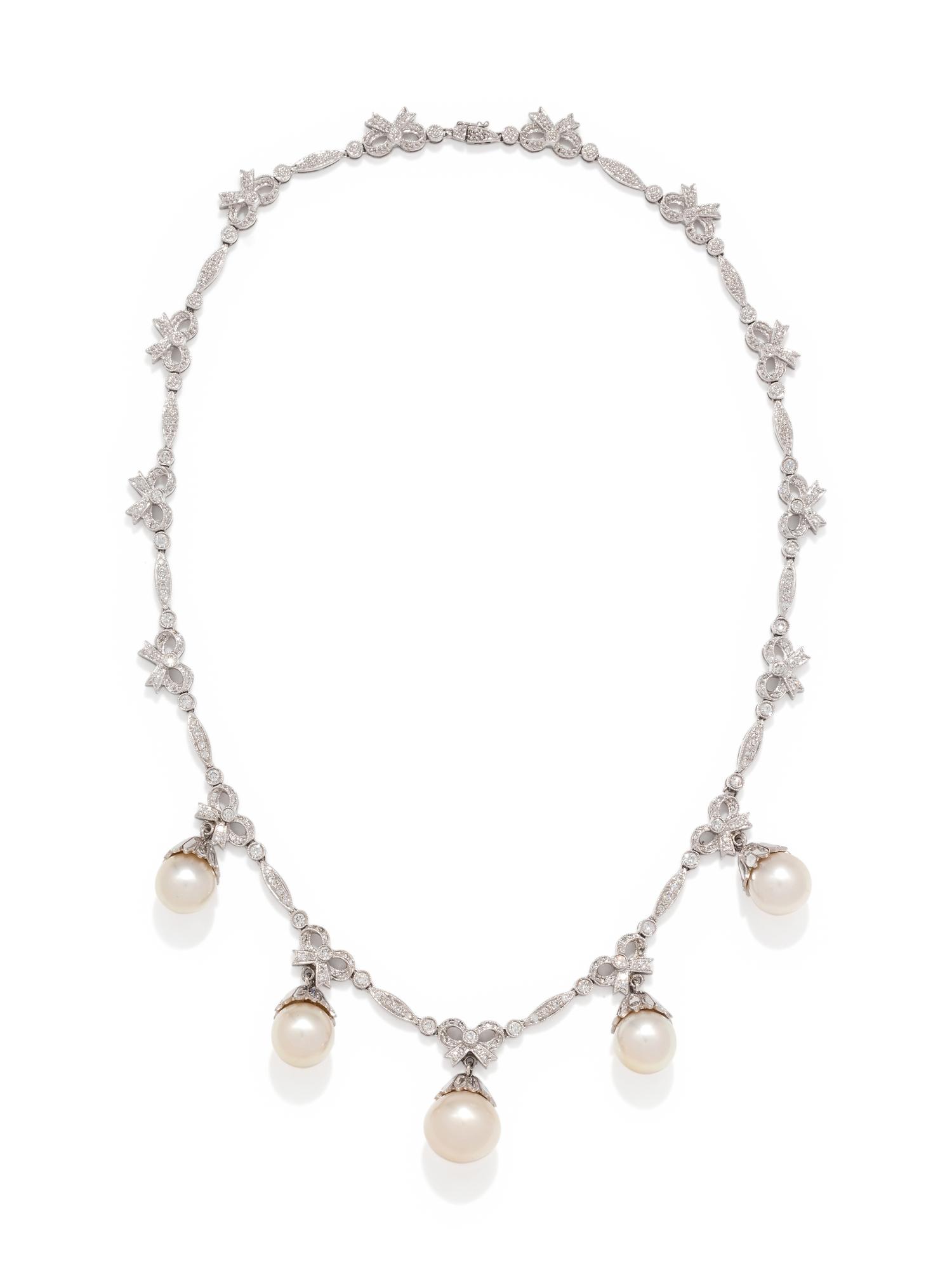 CULTURED SOUTH SEA PEARL AND DIAMOND NECKLACE