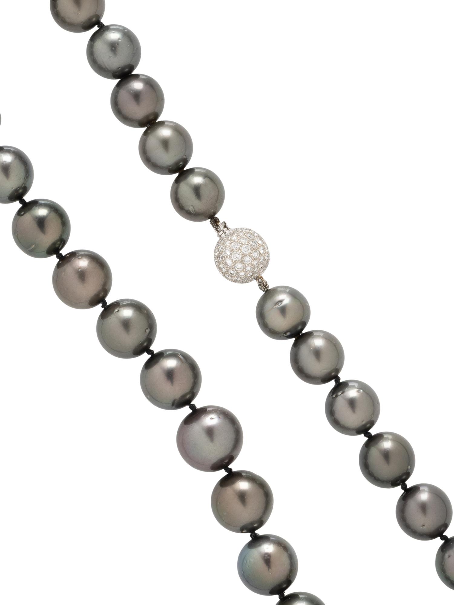 CULTURED GRAY PEARL AND DIAMOND NECKLACE