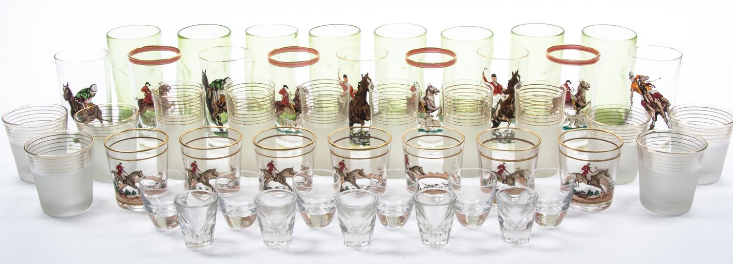 A Collection of Modern Glassware Height of tallest 5 1/2 inches. — 20TH CENTURY