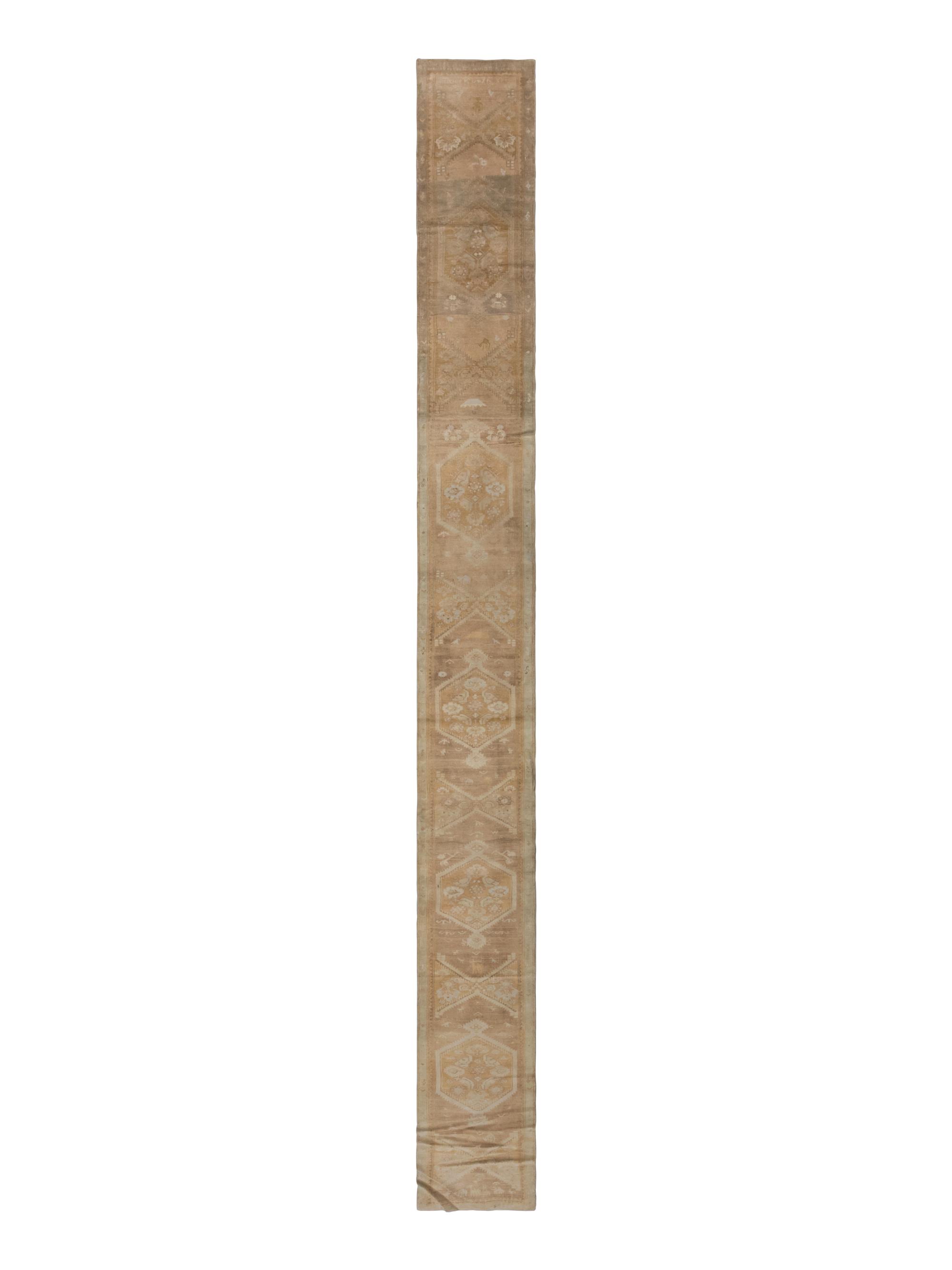 An Oushak Runner