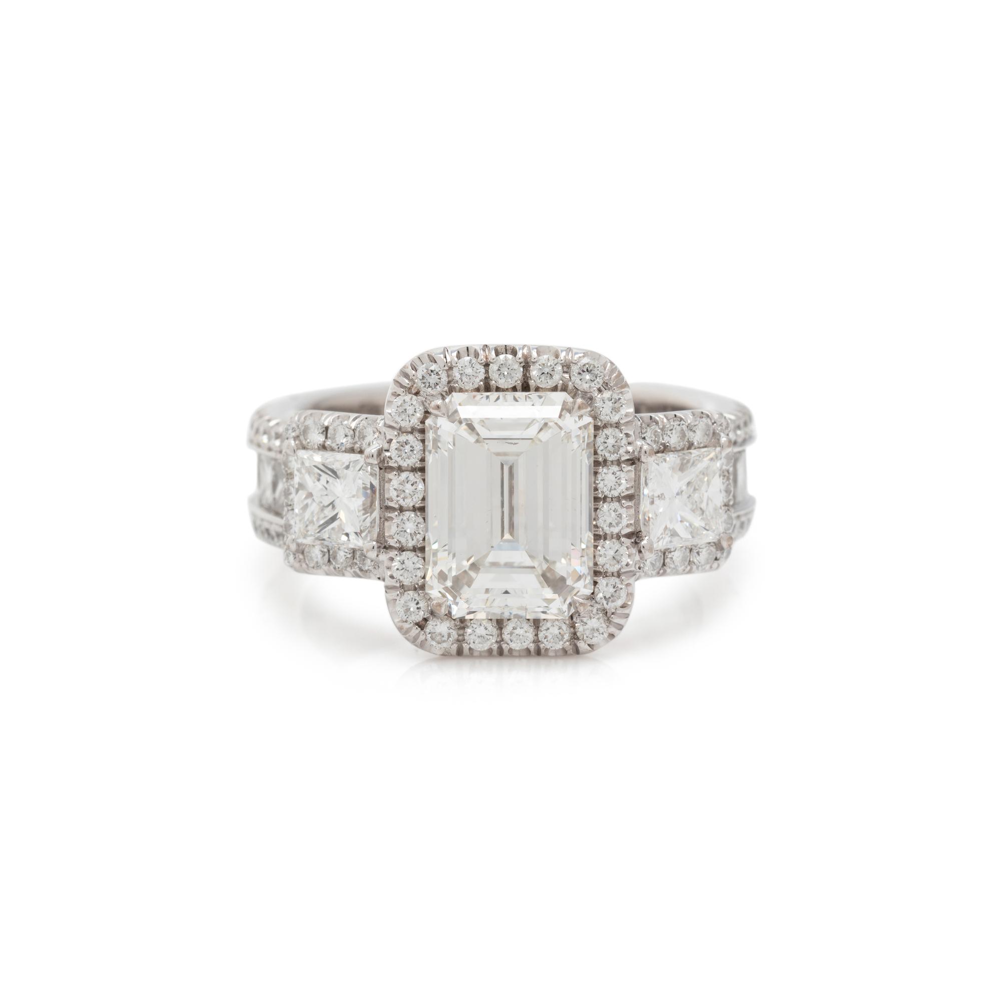 DIAMOND RING
